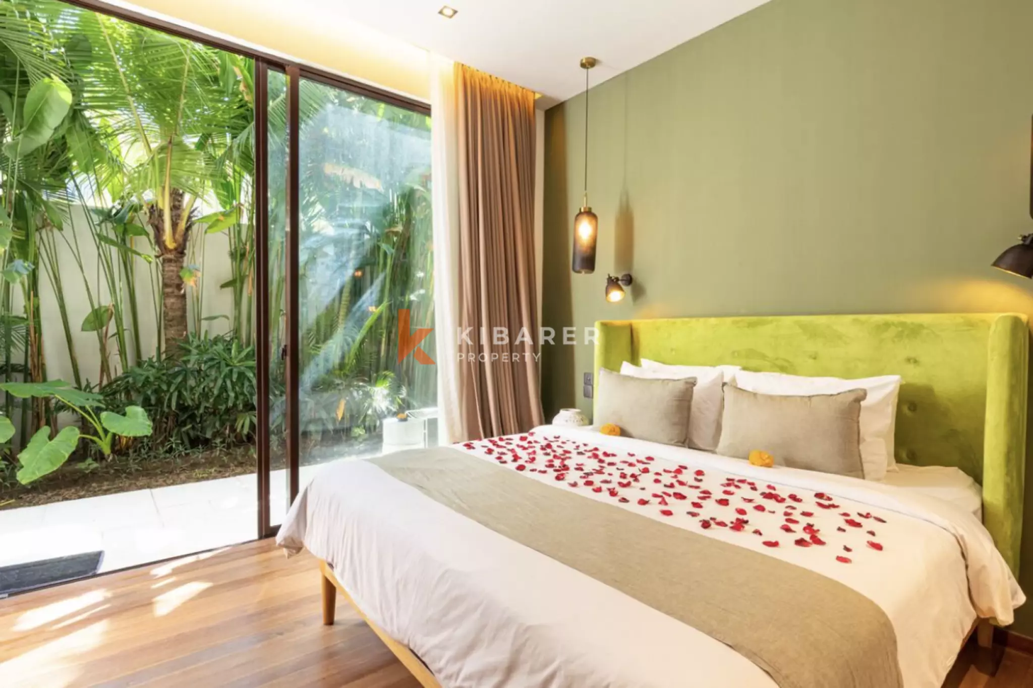 Hunian Terbaik di Umalas - Villa Desainer Bergaya dengan Empat Kamar Tidur