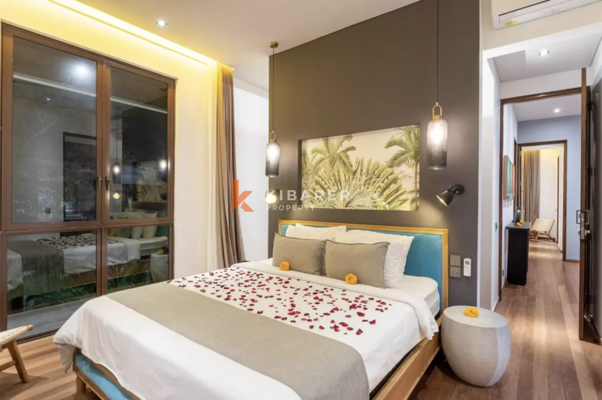 Hunian Terbaik di Umalas - Villa Desainer Bergaya dengan Empat Kamar Tidur