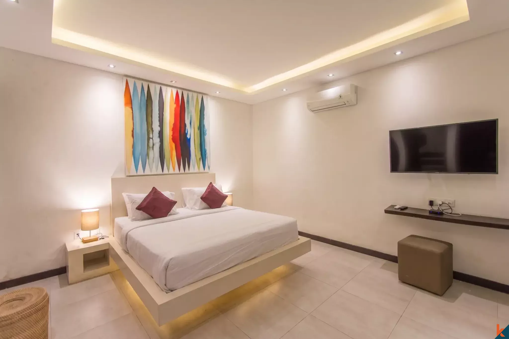 Properti sewa jangka panjang tiga kamar tidur yang indah dekat pantai di Seminyak