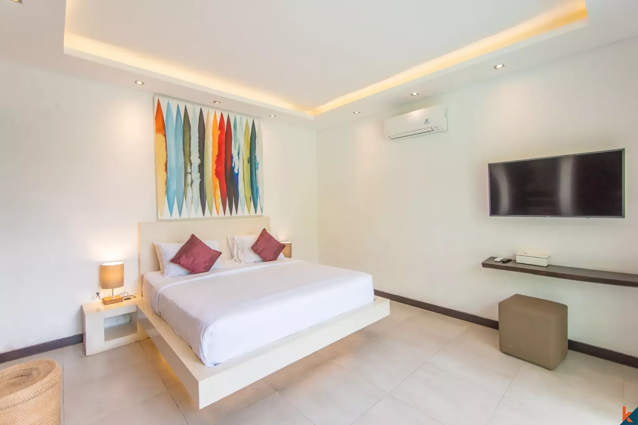 Properti sewa jangka panjang tiga kamar tidur yang indah dekat pantai di Seminyak