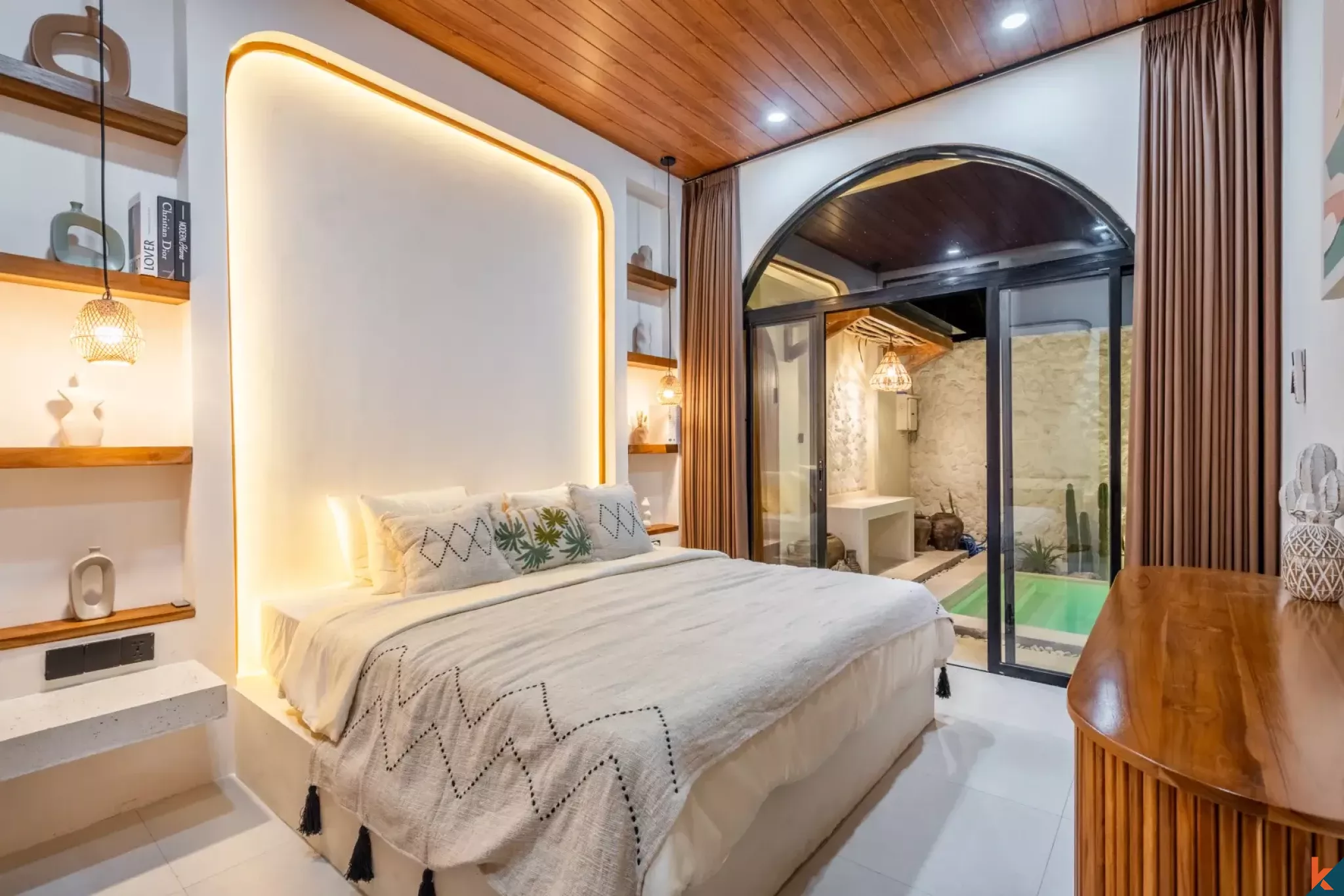 Mediterranean-Inspired Two Bedroom Leasehold Villa in Fashionable Ungasan