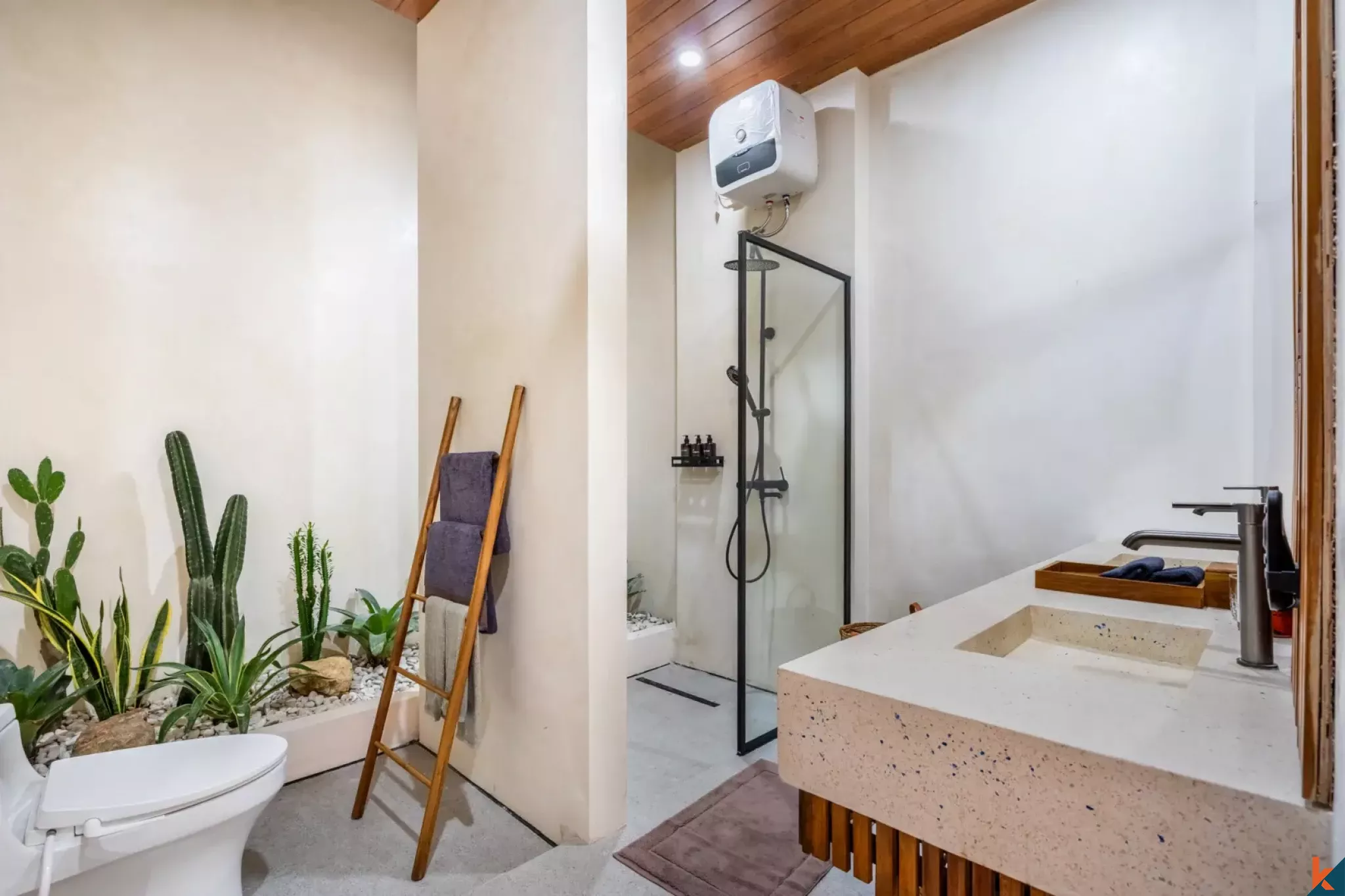 Mediterranean-Inspired Two Bedroom Leasehold Villa in Fashionable Ungasan