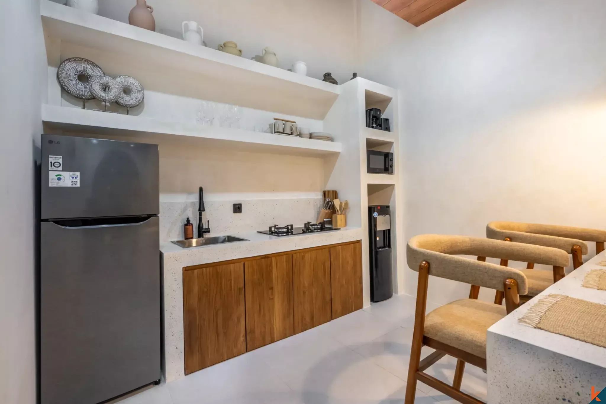 Mediterranean-Inspired Two Bedroom Leasehold Villa in Fashionable Ungasan