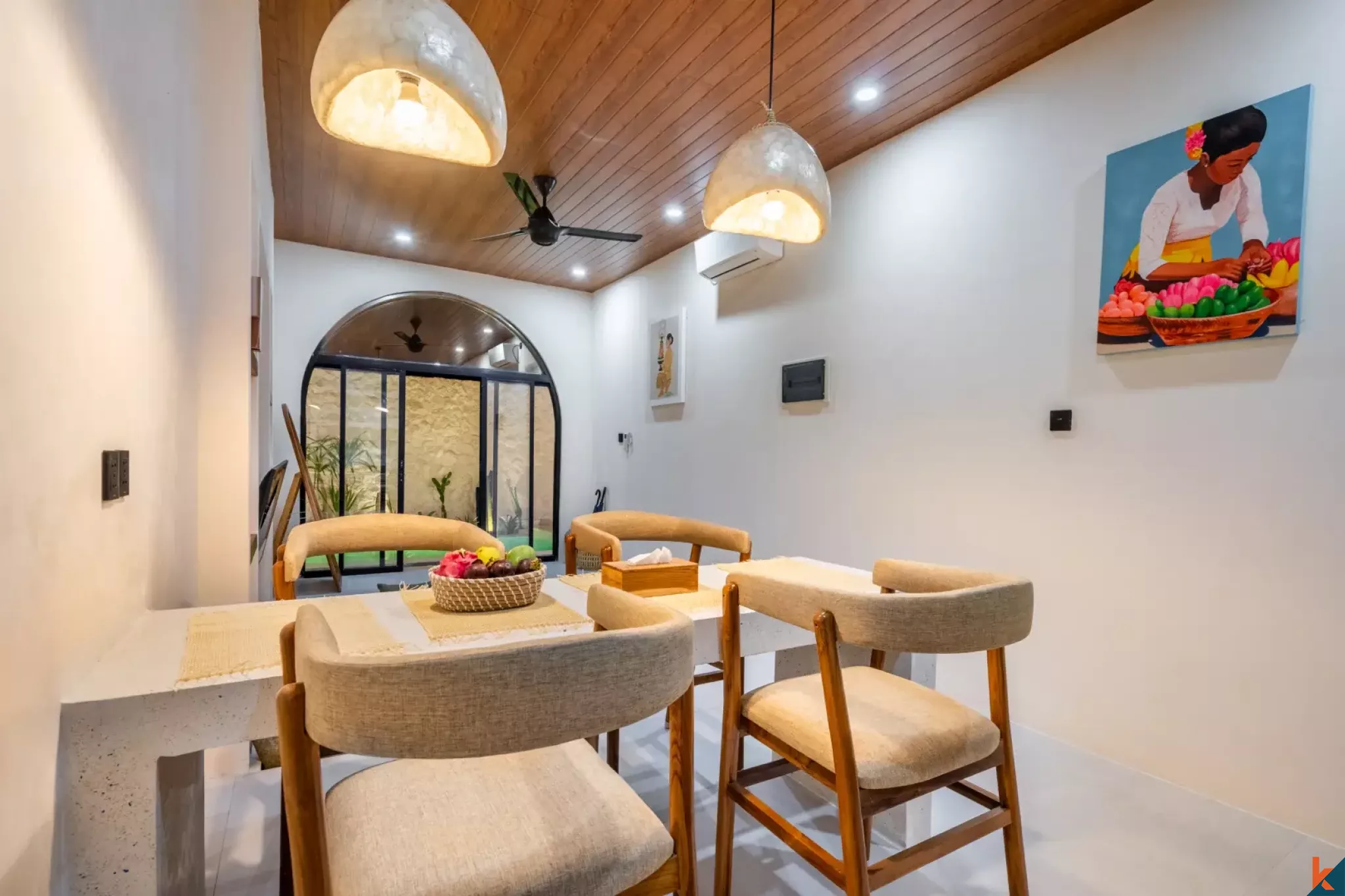 Mediterranean-Inspired Two Bedroom Leasehold Villa in Fashionable Ungasan