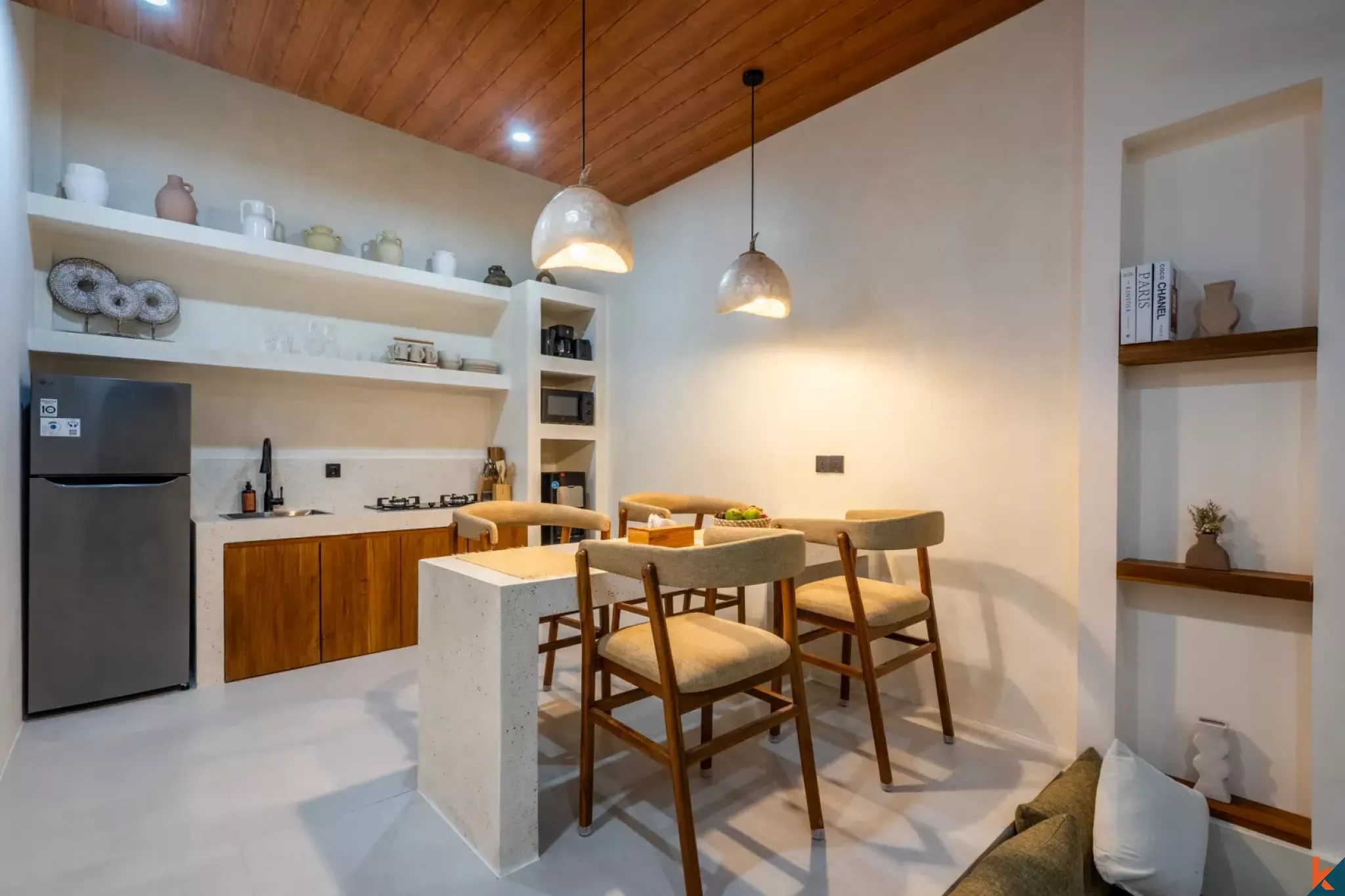 Mediterranean-Inspired Two Bedroom Leasehold Villa in Fashionable Ungasan