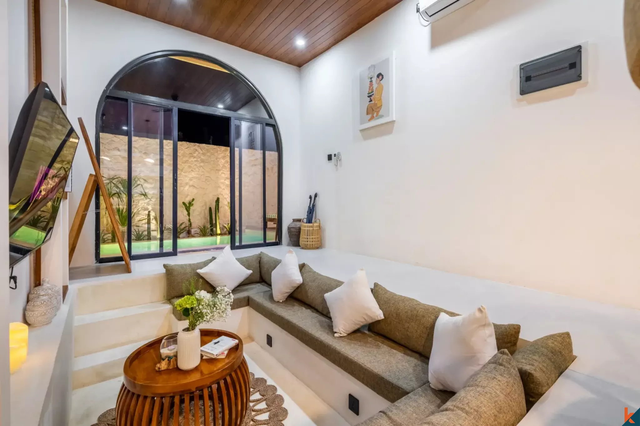 Mediterranean-Inspired Two Bedroom Leasehold Villa in Fashionable Ungasan