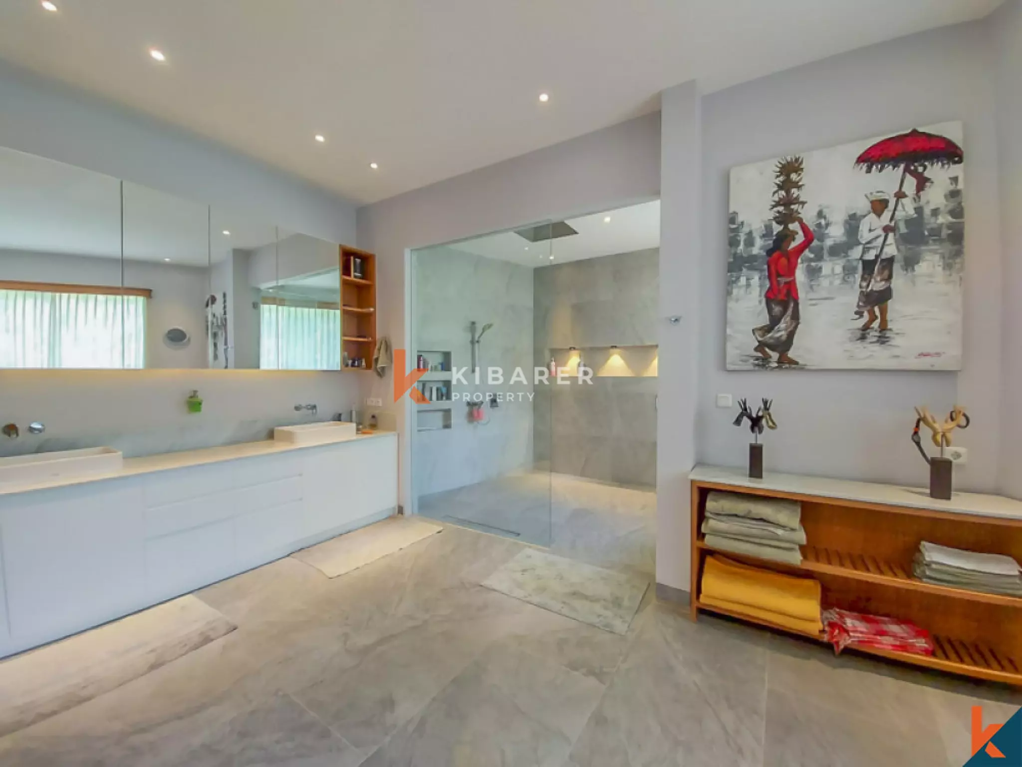 Charming Modern Four Bedrooms Villa for Rent in Umalas