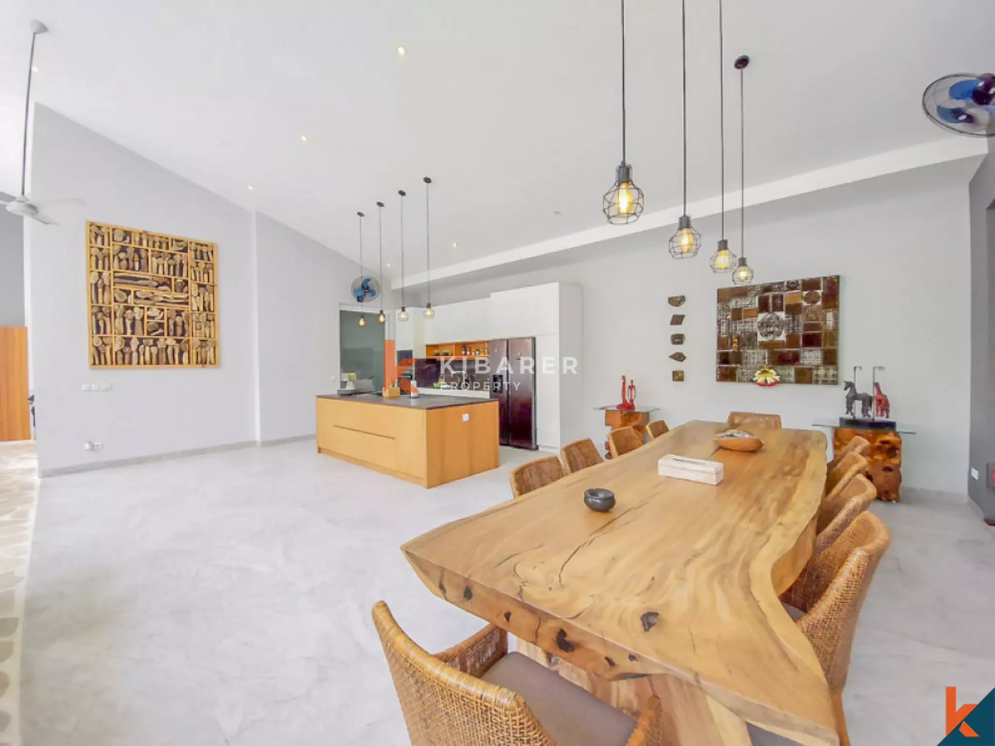 Charming Modern Four Bedrooms Villa for Rent in Umalas