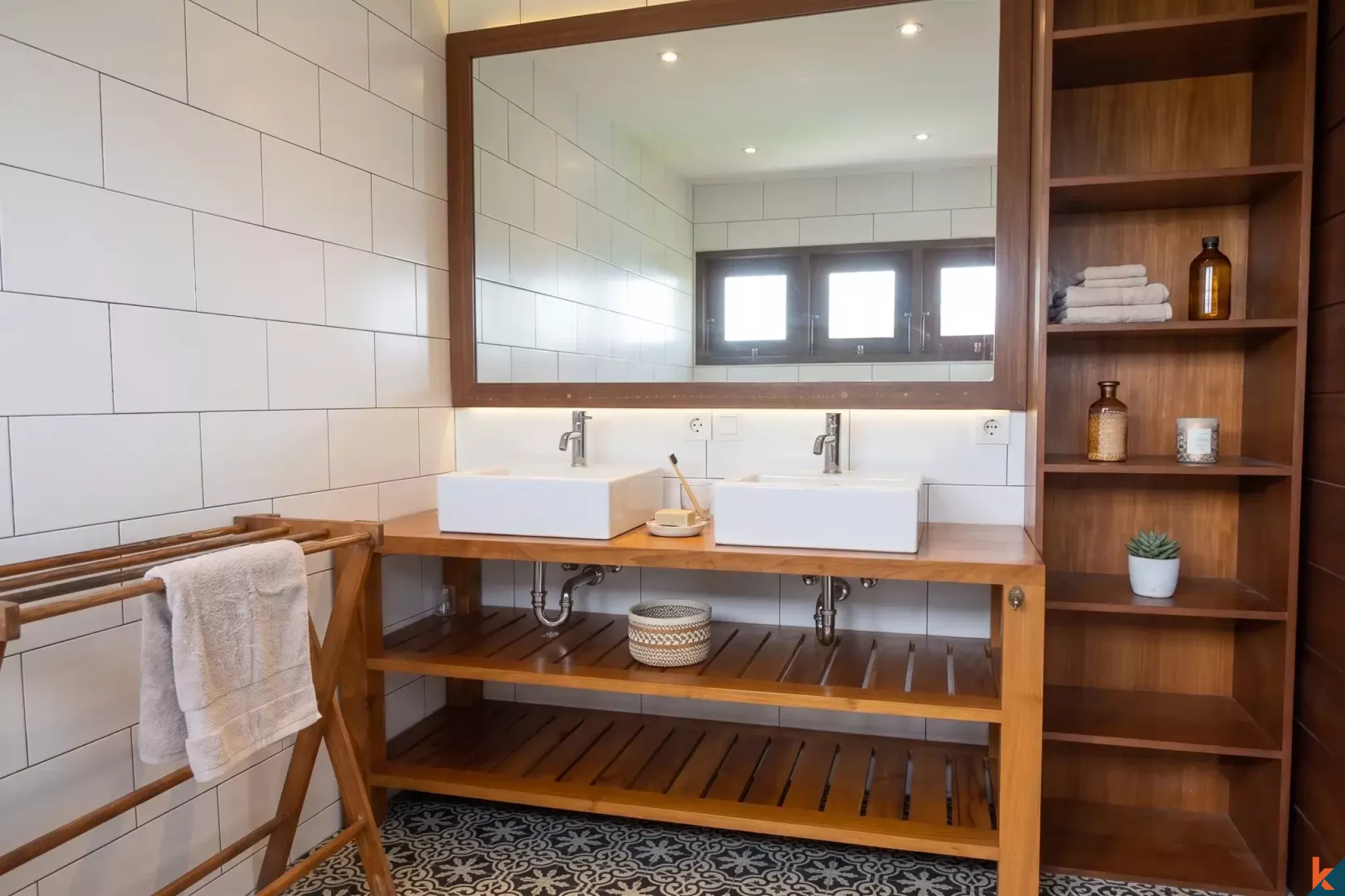 Amazing Four Bedroom Spacious Leasehold Villa in Buduk