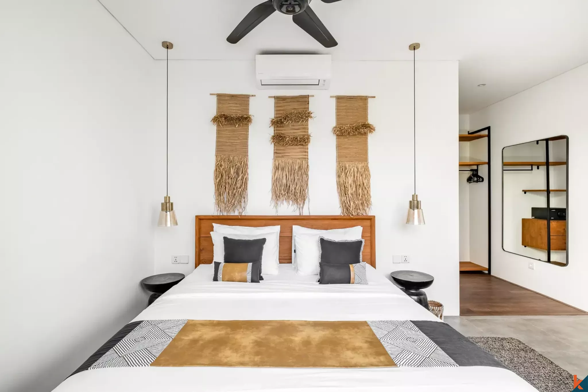 Superbe villa en location de trois chambres dans le quartier à la mode de Pererenan