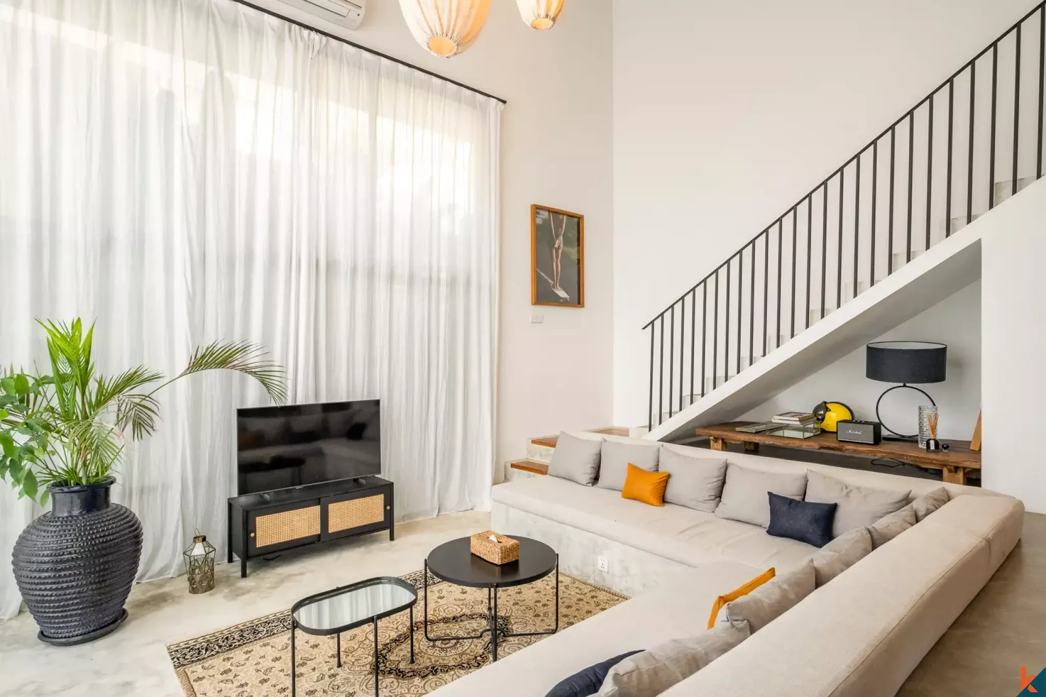 Superbe villa en location de trois chambres dans le quartier à la mode de Pererenan