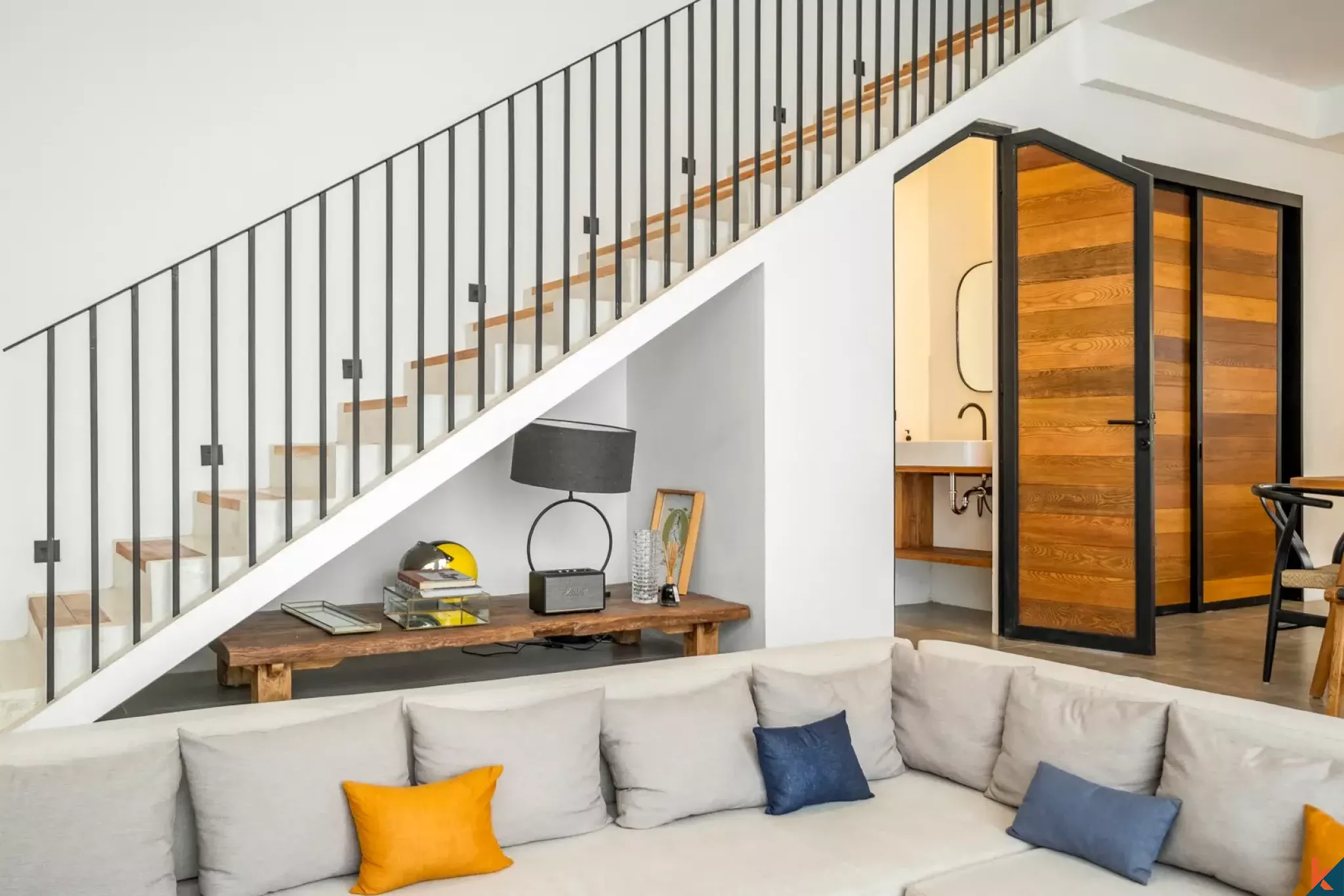 Superbe villa en location de trois chambres dans le quartier à la mode de Pererenan