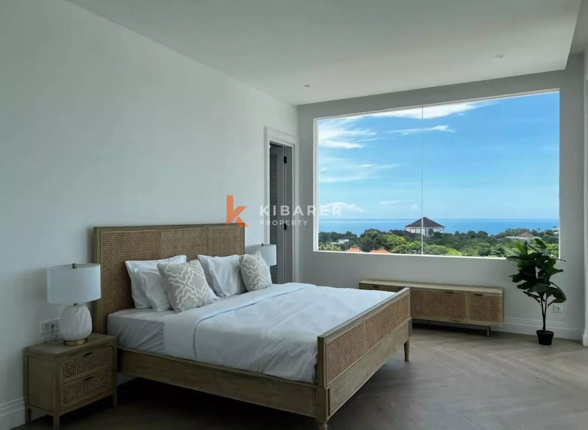 Modern Coastal Four Bedroom Villa with Rooftop and Ocean Panorama in Ungasan