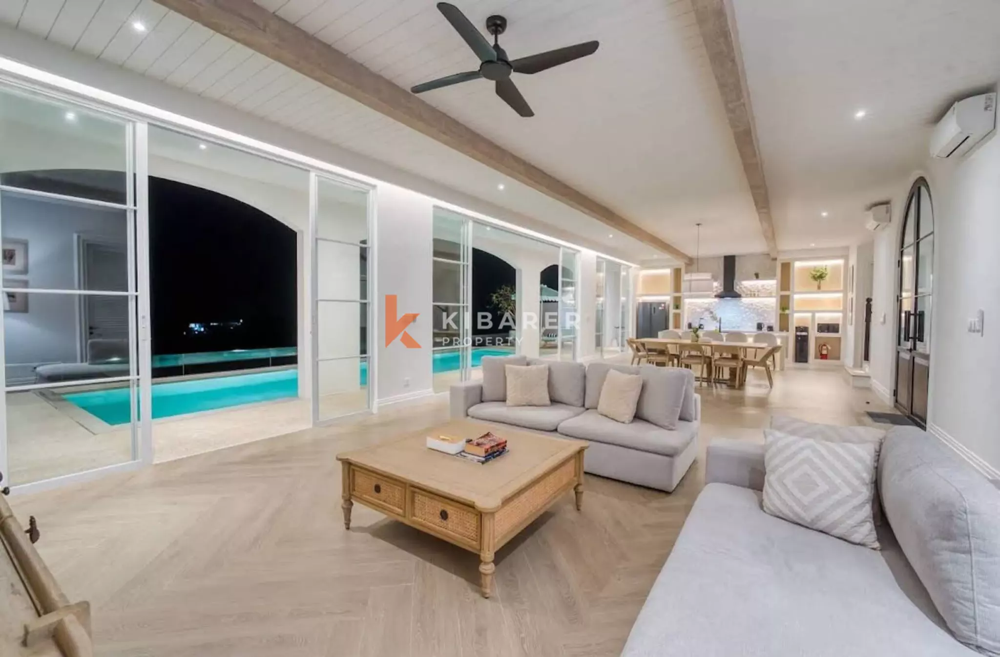 Modern Coastal Four Bedroom Villa with Rooftop and Ocean Panorama in Ungasan
