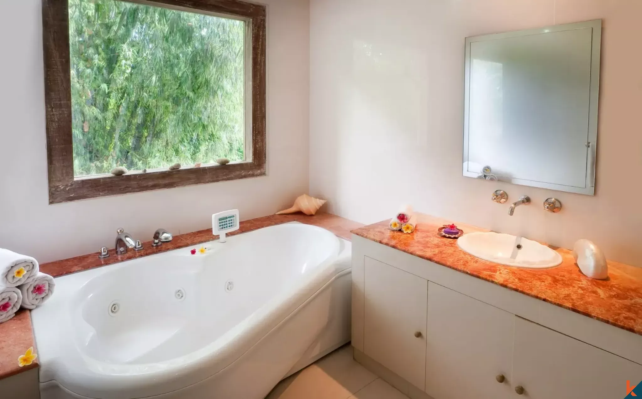 Exquise propriété privée unique en son genre à vendre à Kediri - Tabanan