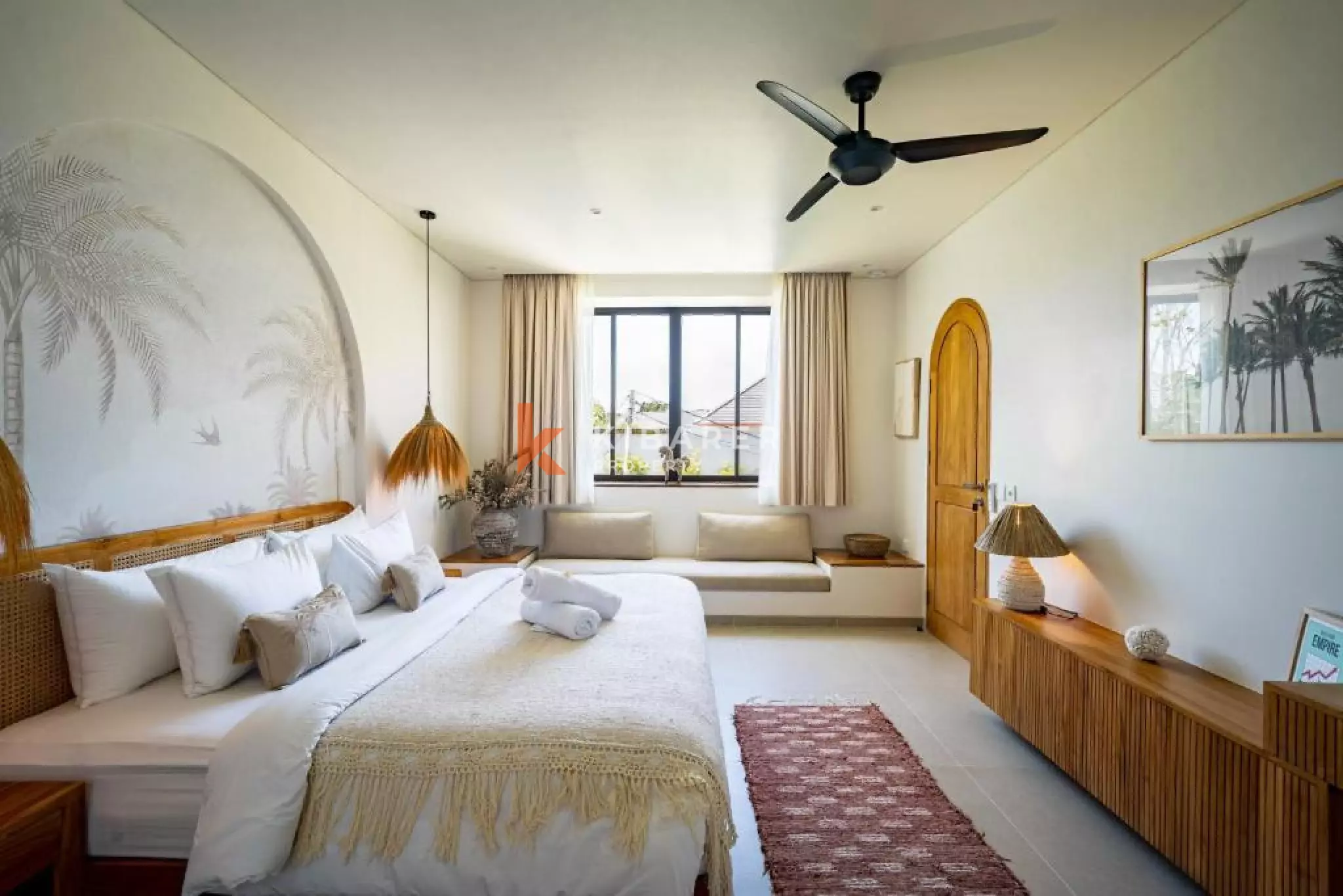 White Bright Luxe Three-Bedroom Villa in Nyang-Nyang, Uluwatu