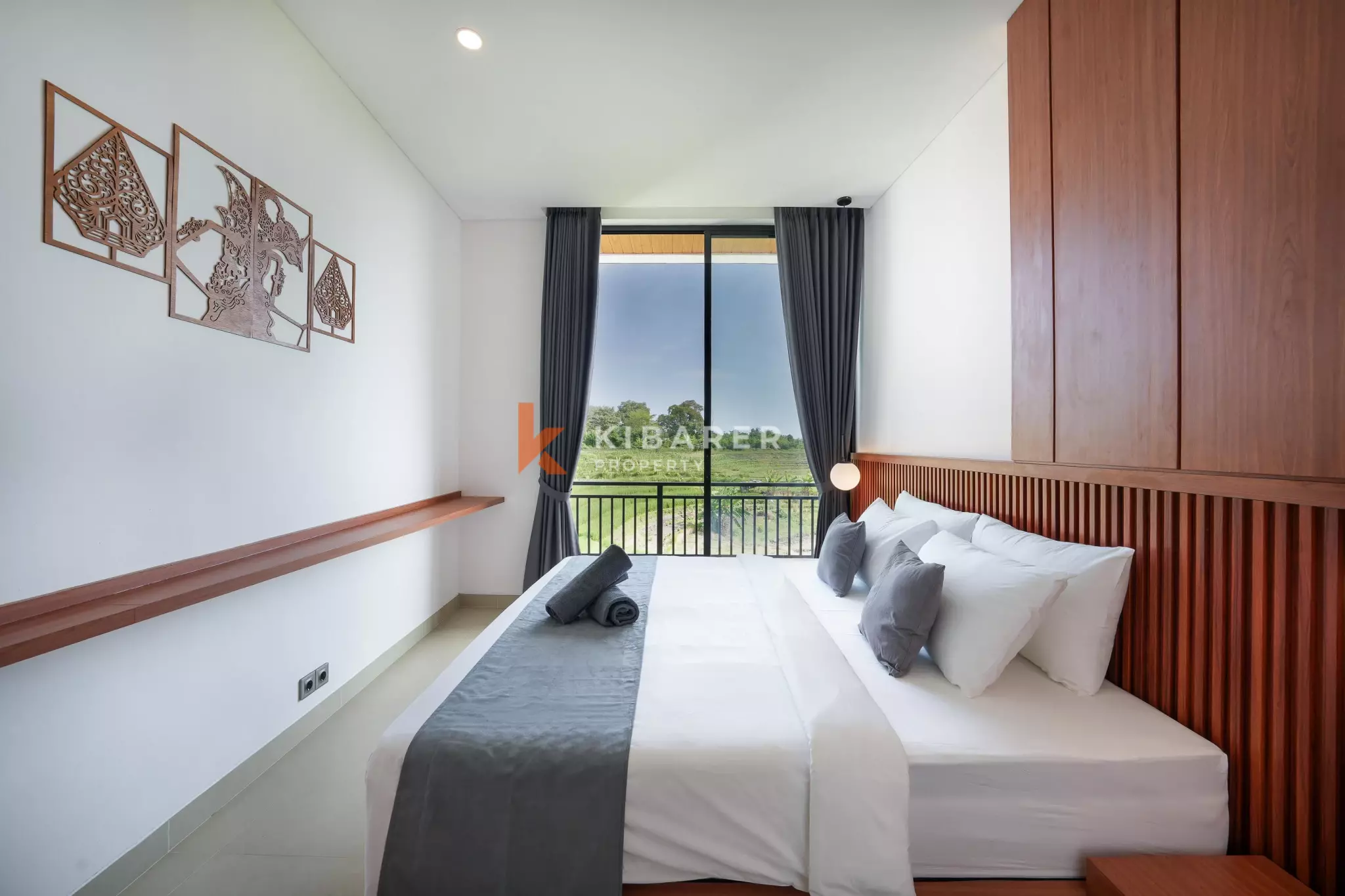 Spacieuse villa de trois chambres avec vue panoramique à Cepaka