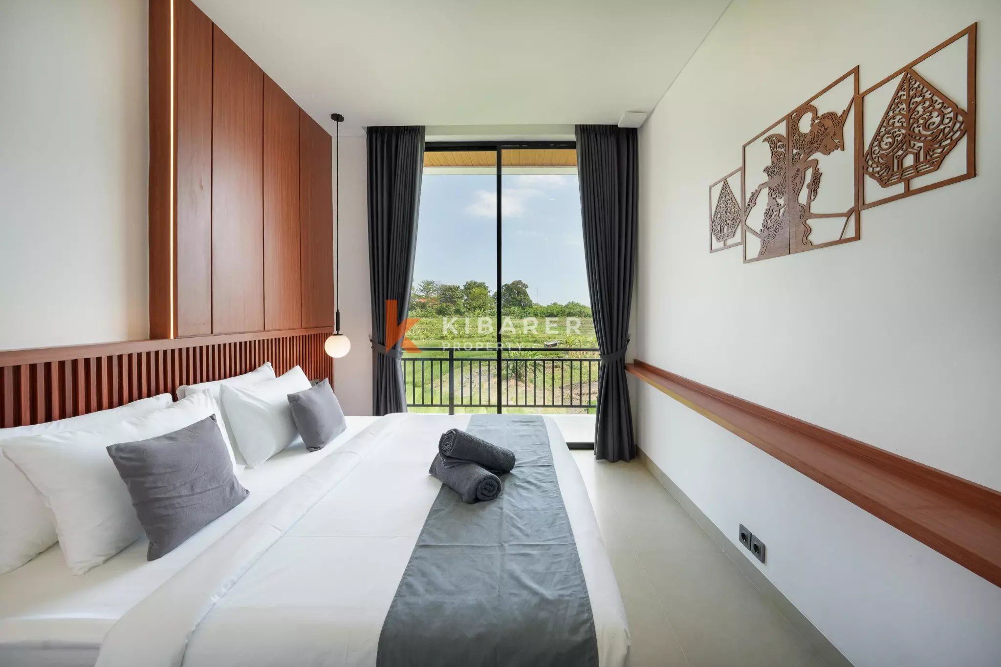 Spacieuse villa de trois chambres avec vue panoramique à Cepaka