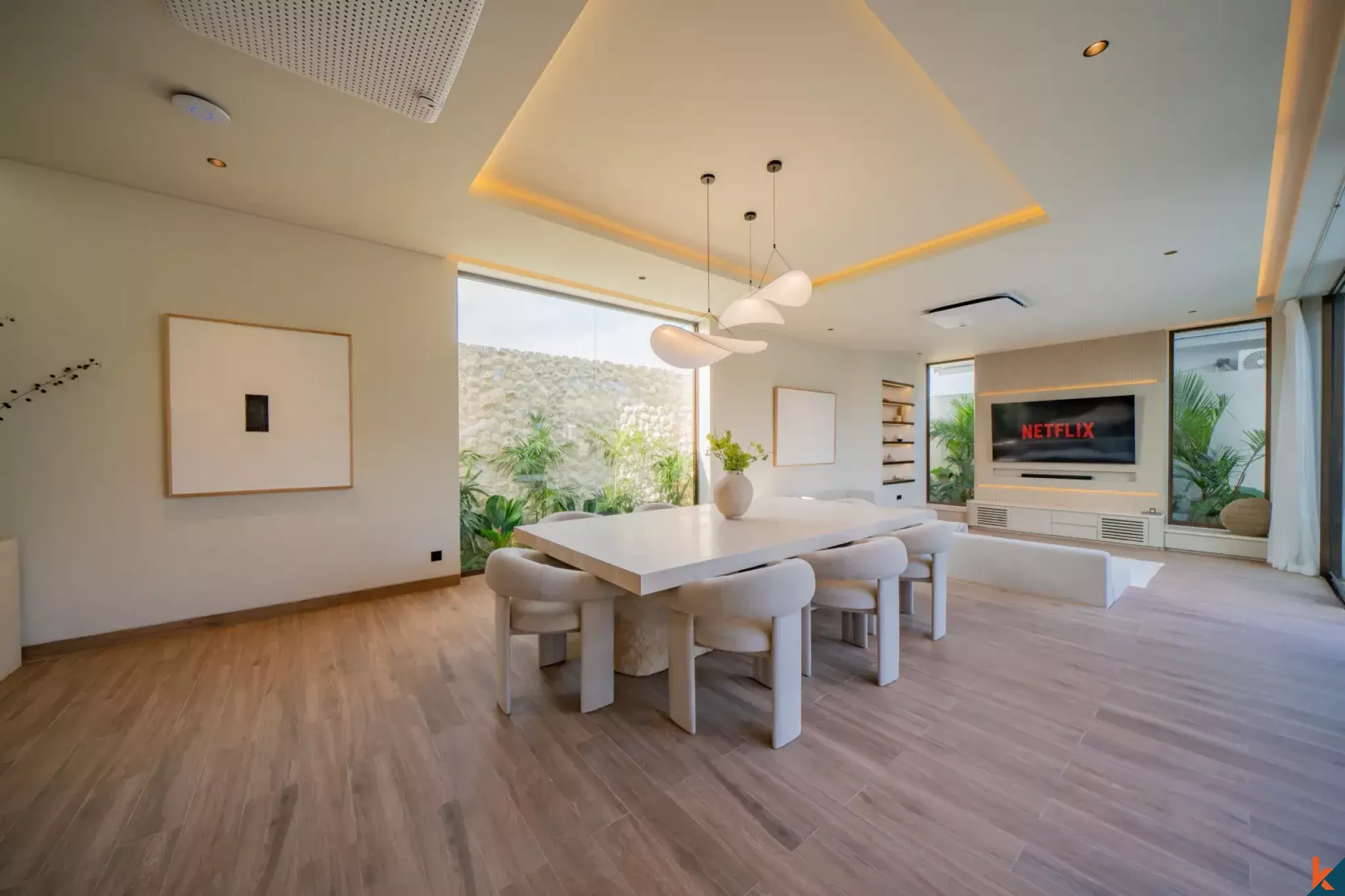 Luxury Four Bedroom Ocean View Leasehold Villa in Seseh