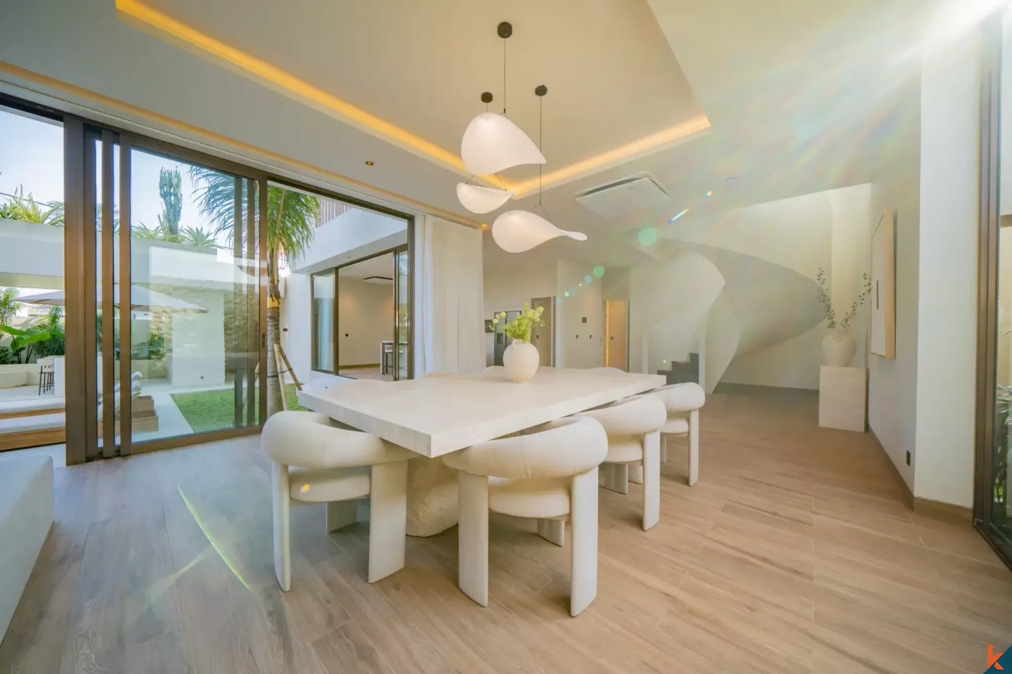 Luxury Four Bedroom Ocean View Leasehold Villa in Seseh