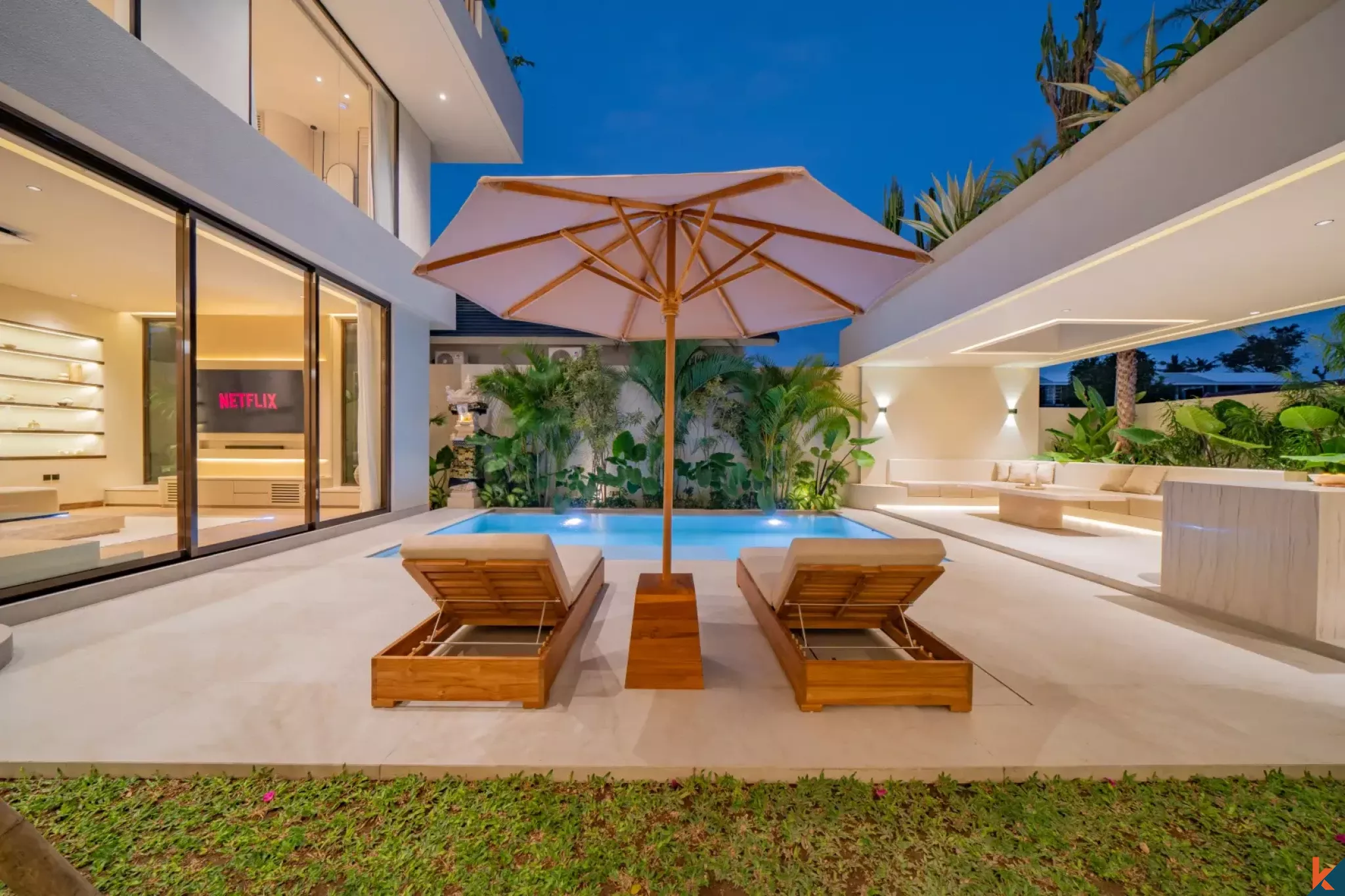Luxury Four Bedroom Ocean View Leasehold Villa in Seseh