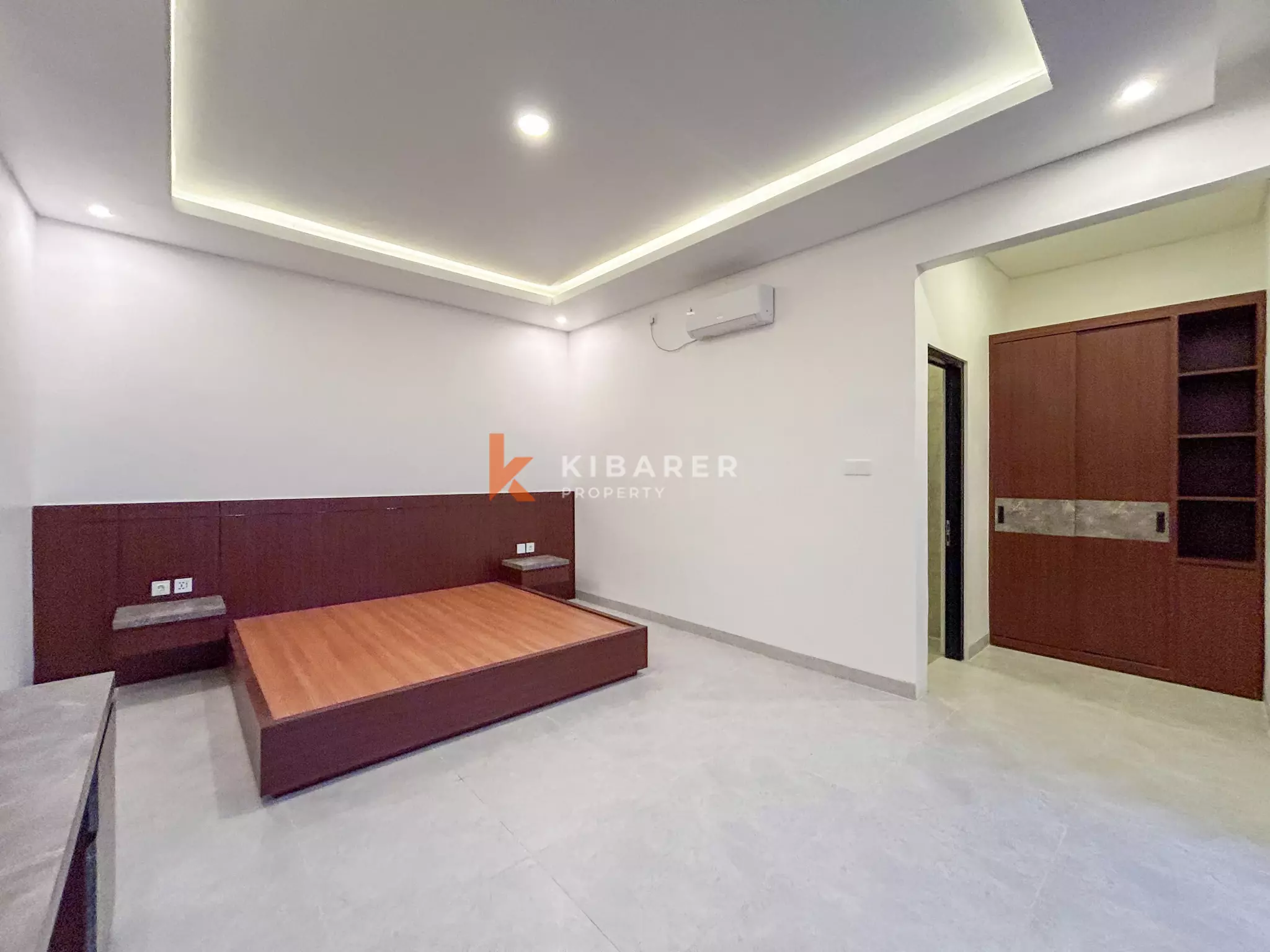 Villa Keluarga Menawan dengan Tiga Kamar Tidur dan Kolam Renang Pribadi di Tabanan