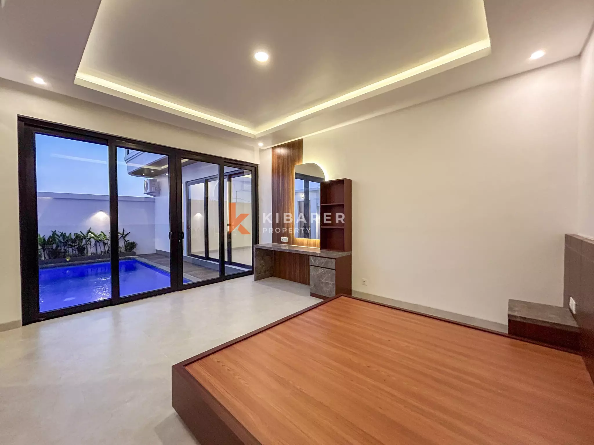 Villa Keluarga Menawan dengan Tiga Kamar Tidur dan Kolam Renang Pribadi di Tabanan