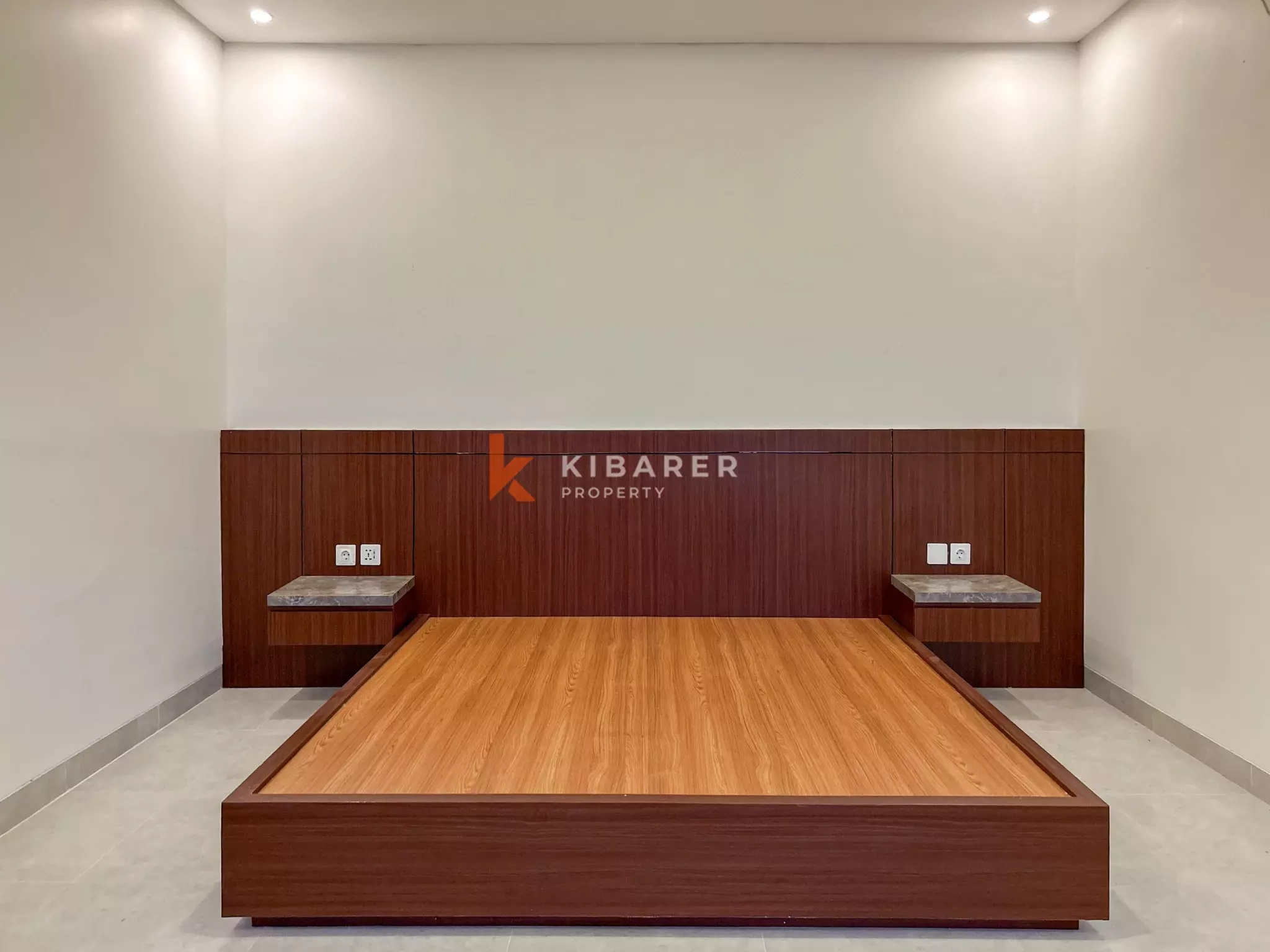 Villa Keluarga Menawan dengan Tiga Kamar Tidur dan Kolam Renang Pribadi di Tabanan