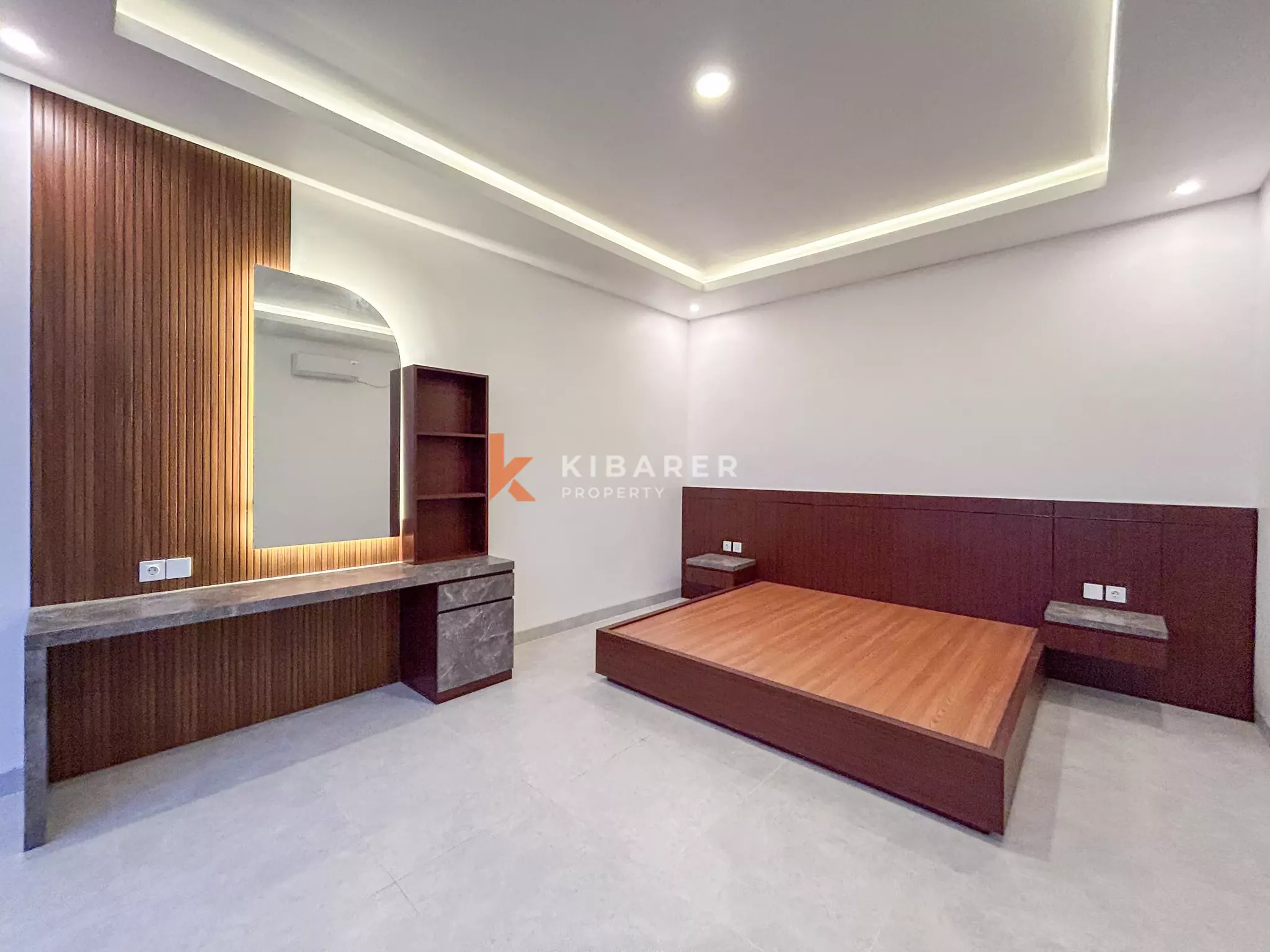Villa Keluarga Menawan dengan Tiga Kamar Tidur dan Kolam Renang Pribadi di Tabanan