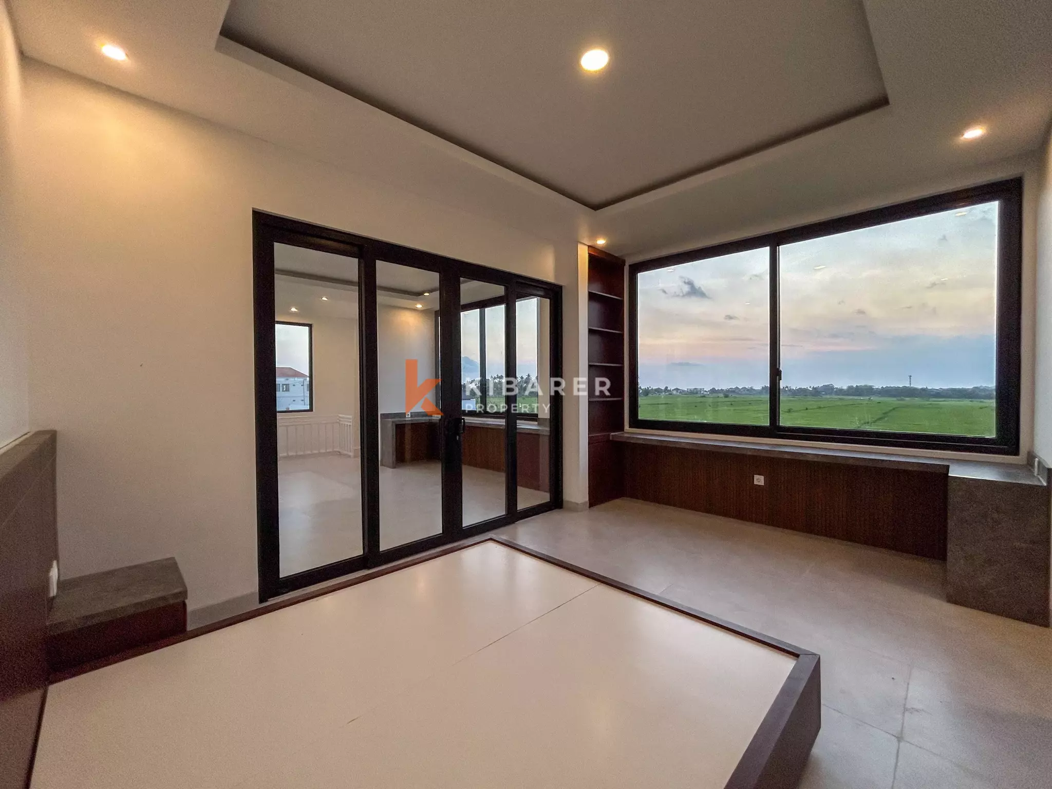 Villa Keluarga Menawan dengan Tiga Kamar Tidur dan Kolam Renang Pribadi di Tabanan