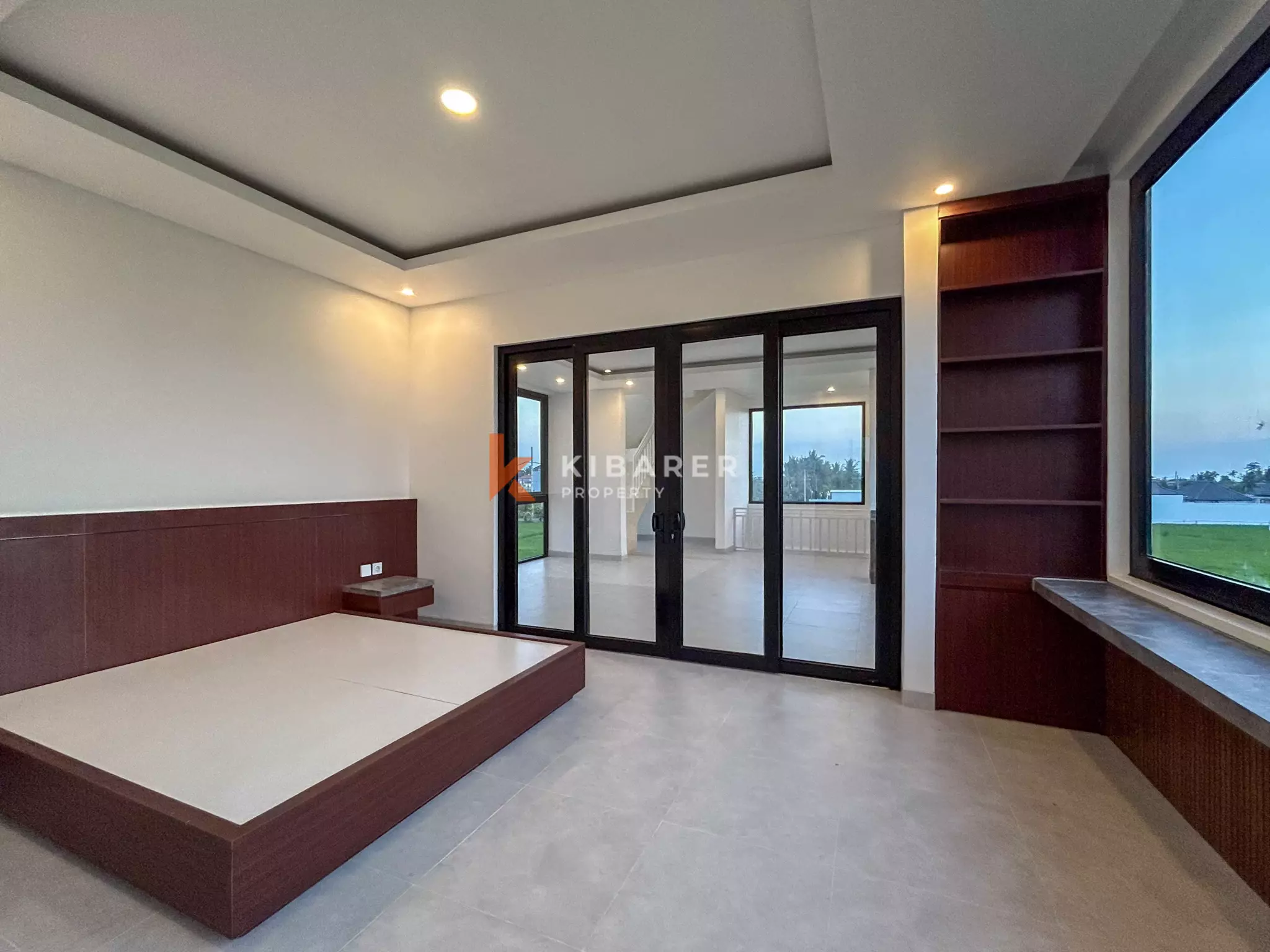Villa Keluarga Menawan dengan Tiga Kamar Tidur dan Kolam Renang Pribadi di Tabanan