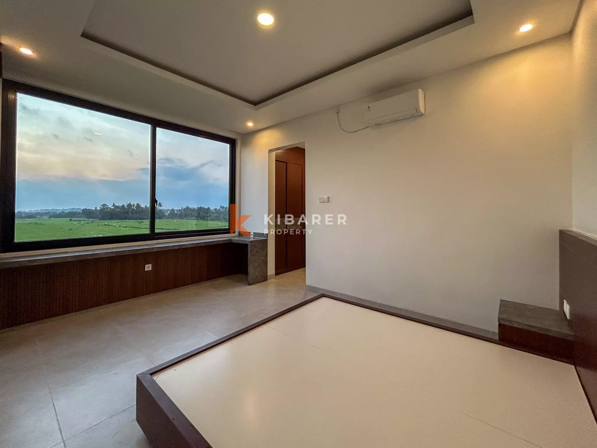 Villa Keluarga Menawan dengan Tiga Kamar Tidur dan Kolam Renang Pribadi di Tabanan