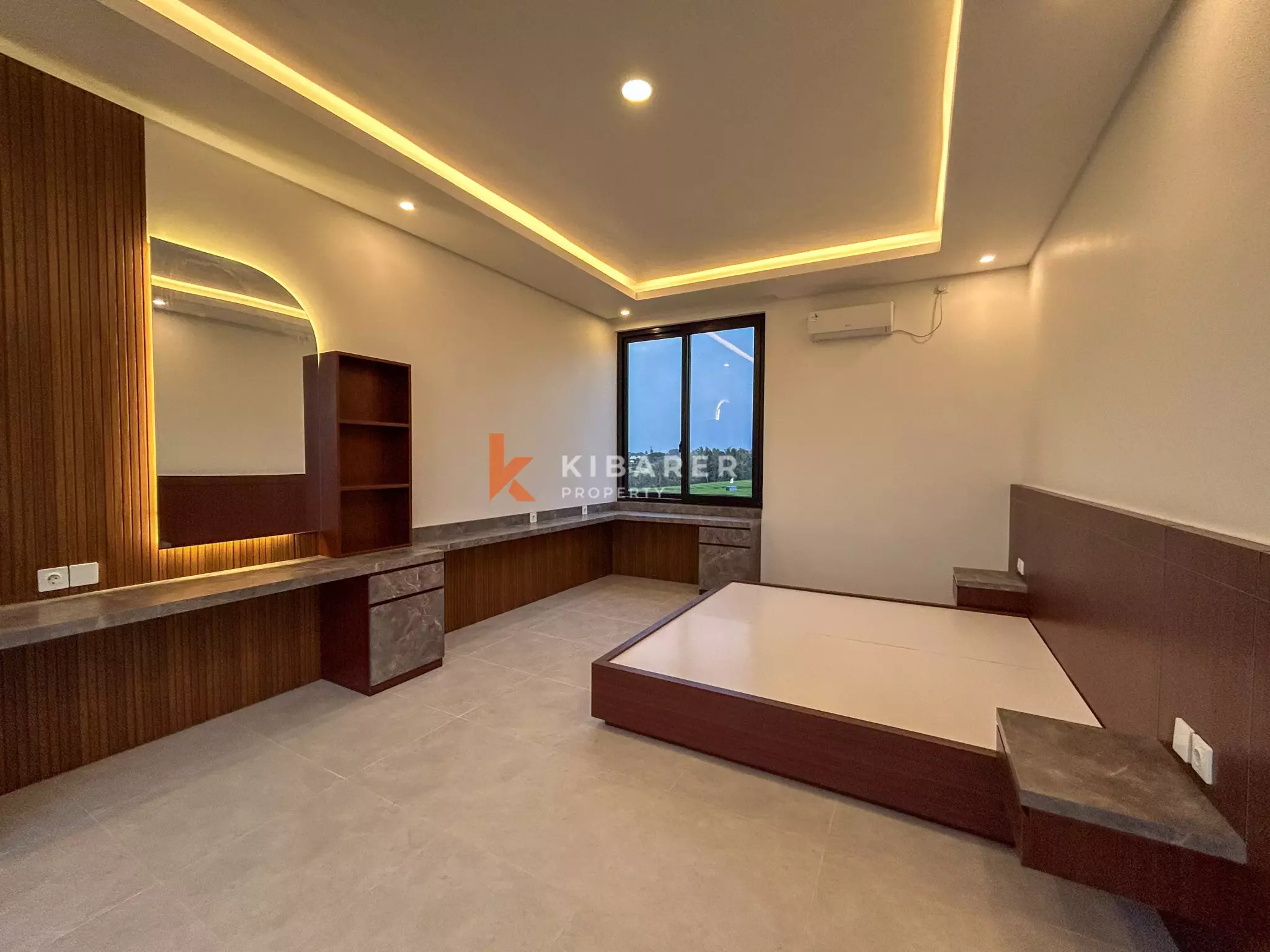 Villa Keluarga Menawan dengan Tiga Kamar Tidur dan Kolam Renang Pribadi di Tabanan