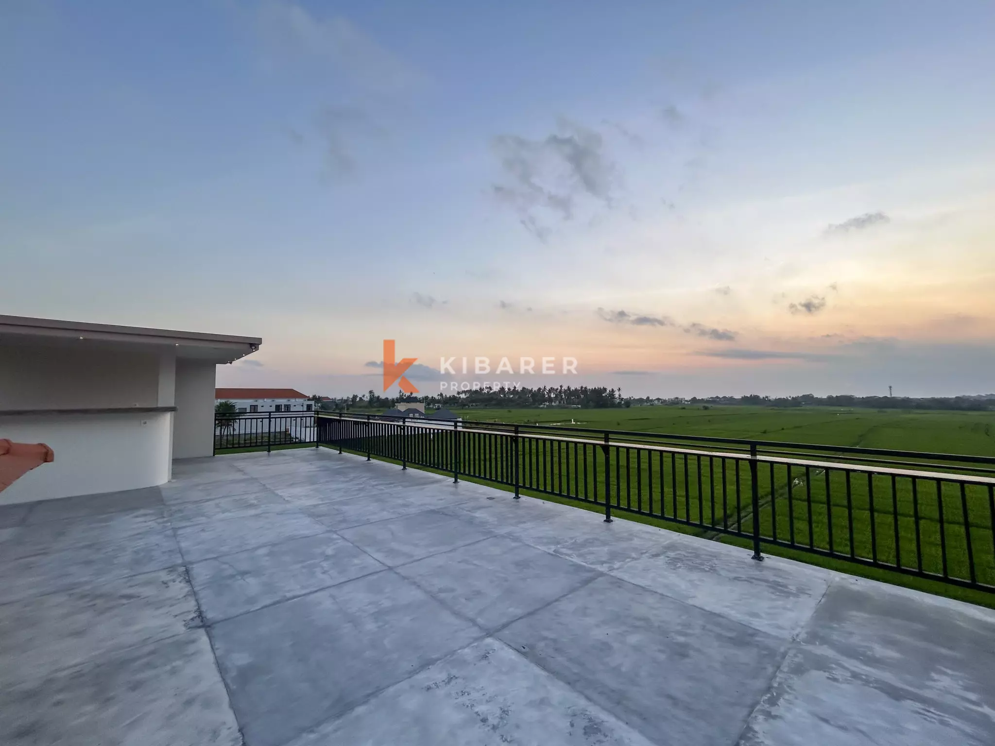 Villa Keluarga Menawan dengan Tiga Kamar Tidur dan Kolam Renang Pribadi di Tabanan