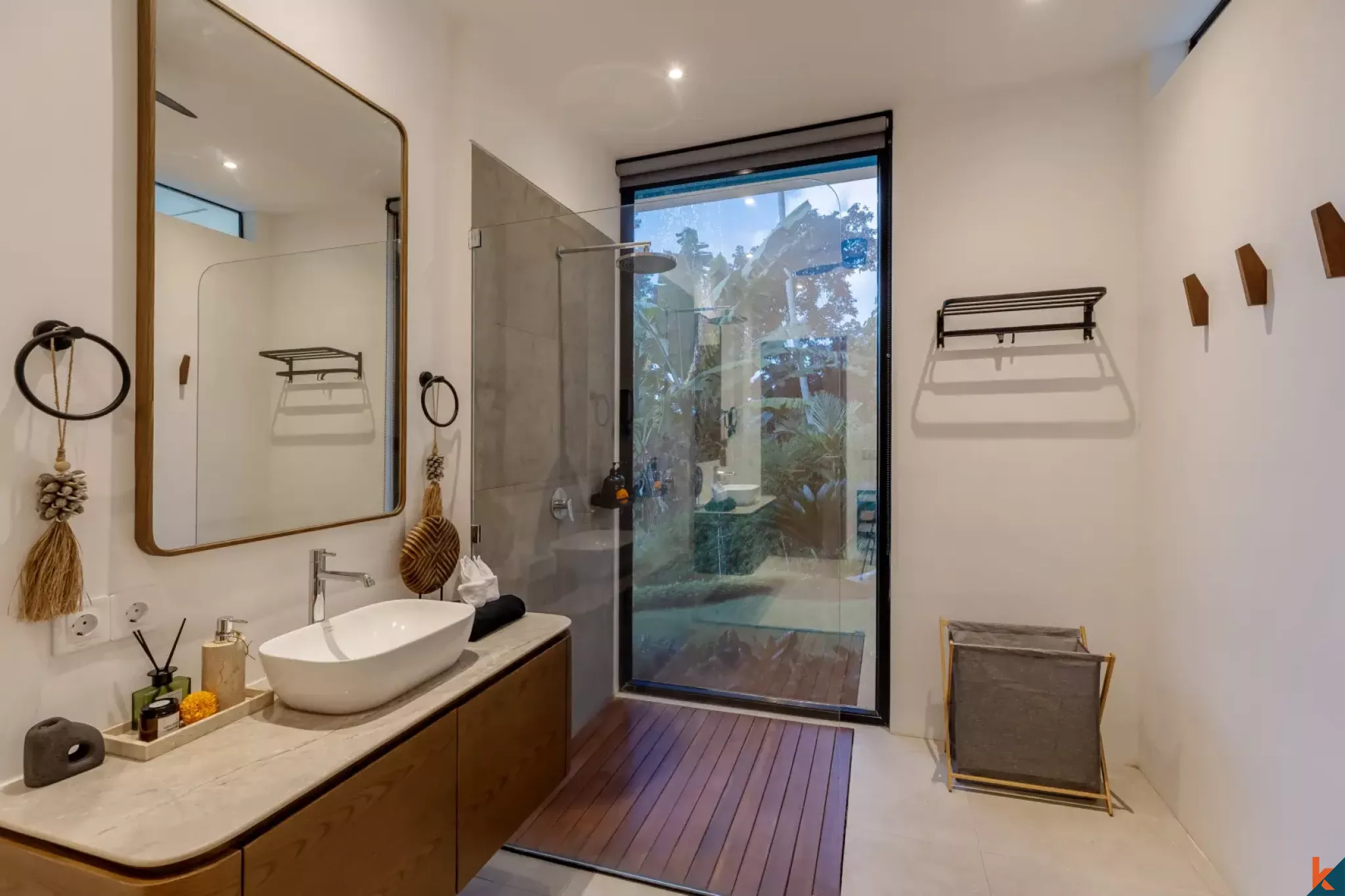 Luxury Four Bedroom Leasehold Property with Jungle Canyon Views in Ubud