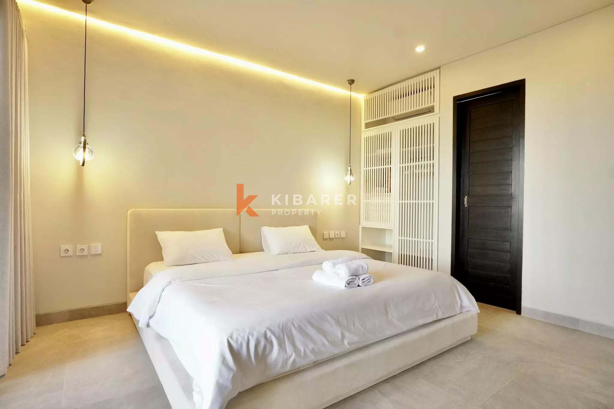 Prime Ungasan Ocean View Three plus One Bedroom Villa