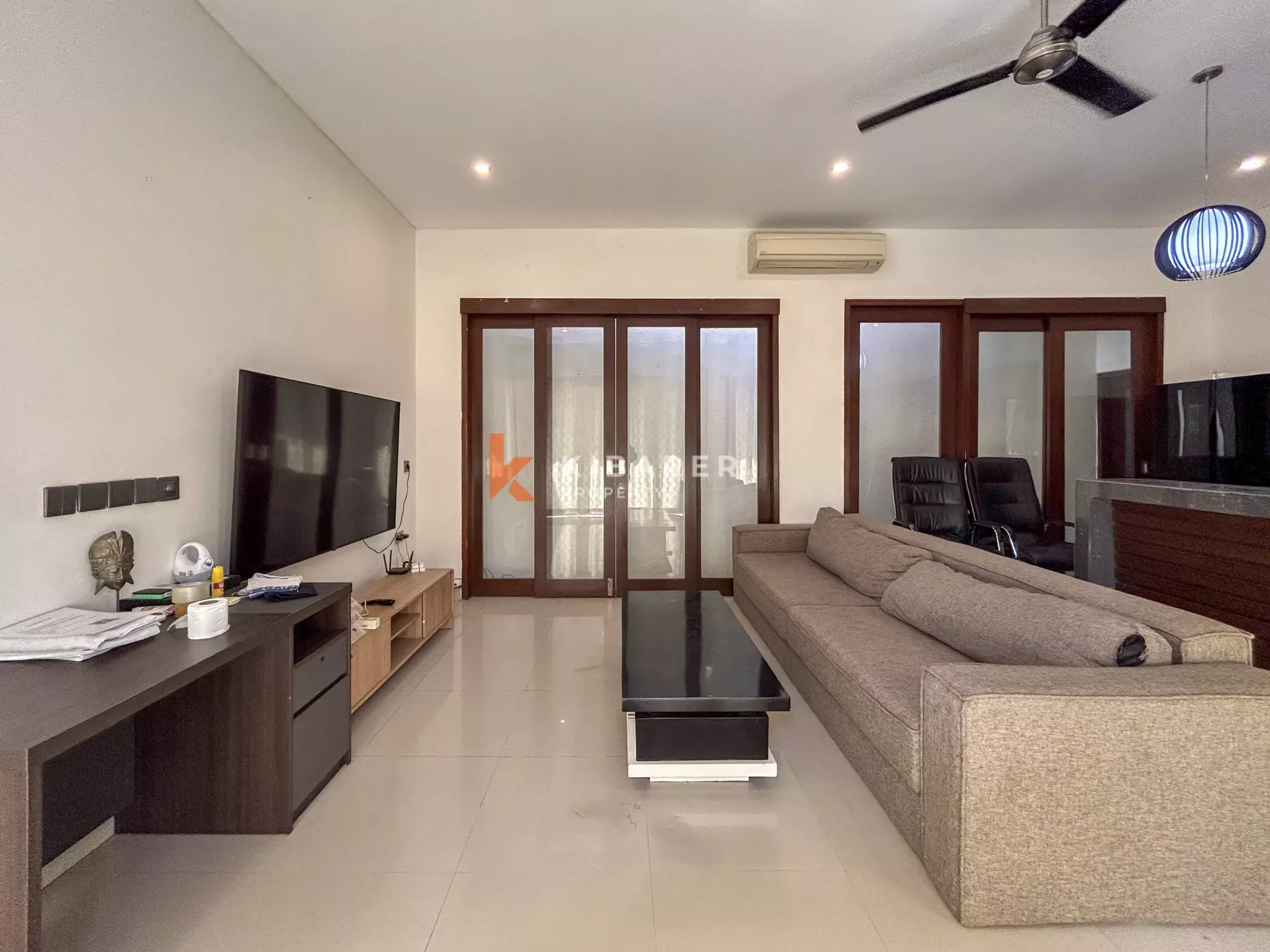 Elegant Three-Bedroom Tropical Villa with Private Pool in Berawa