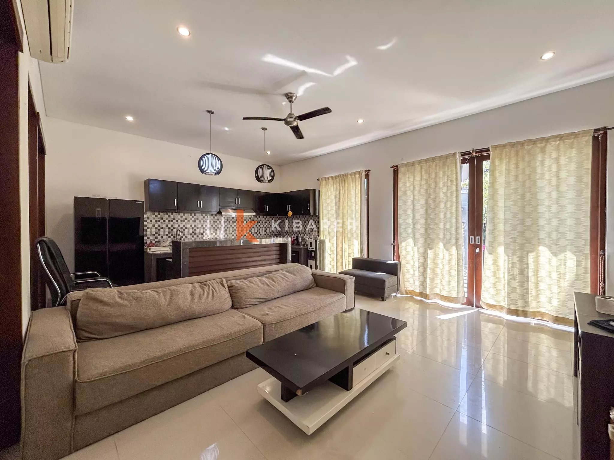 Elegant Three-Bedroom Tropical Villa with Private Pool in Berawa