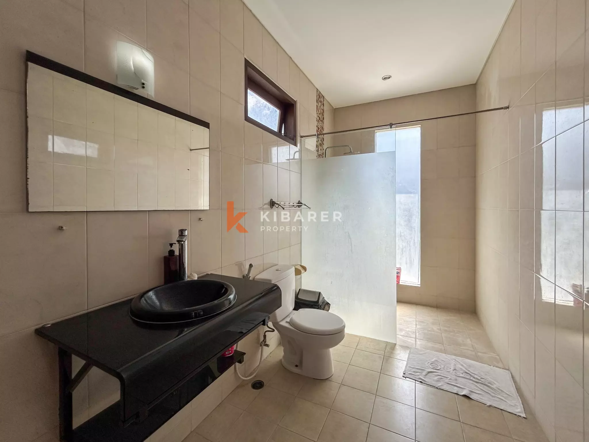 Elegant Three-Bedroom Tropical Villa with Private Pool in Berawa