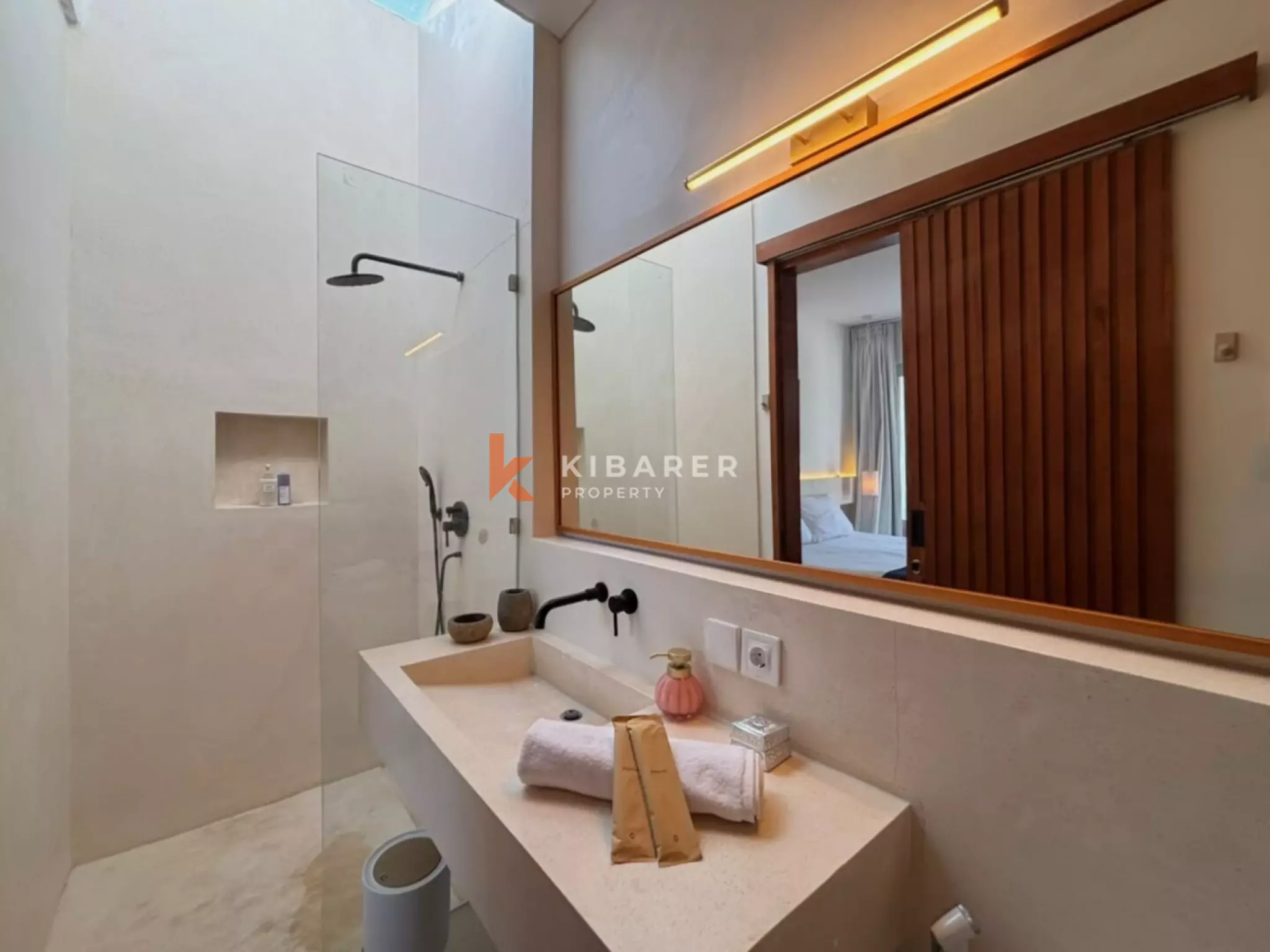 Vila Tropis Dua Kamar Tidur dengan Pemandangan Lapangan Golf yang Memukau di Balangan
