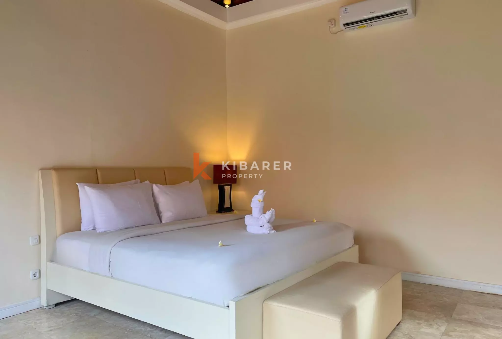 Refuge tropical à Batu Belig – Villa de 3 chambres avec piscine et jacuzzi