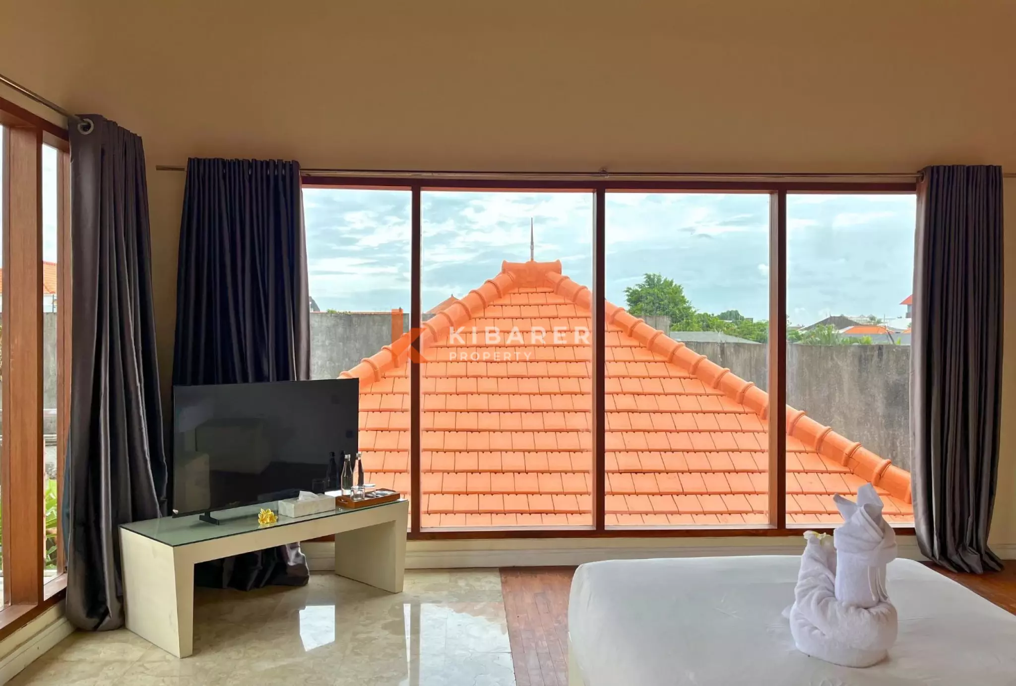 Refuge tropical à Batu Belig – Villa de 3 chambres avec piscine et jacuzzi