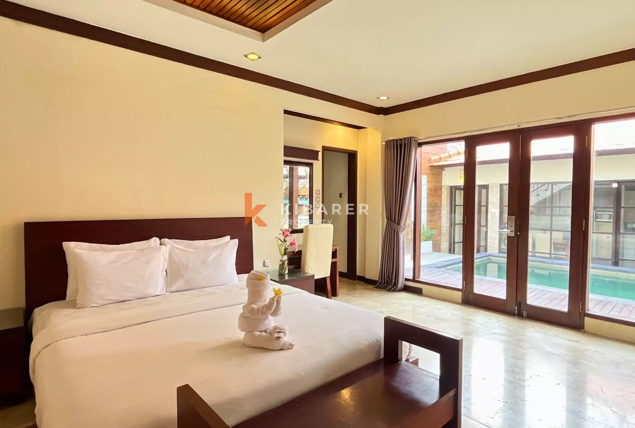 Refuge tropical à Batu Belig – Villa de 3 chambres avec piscine et jacuzzi