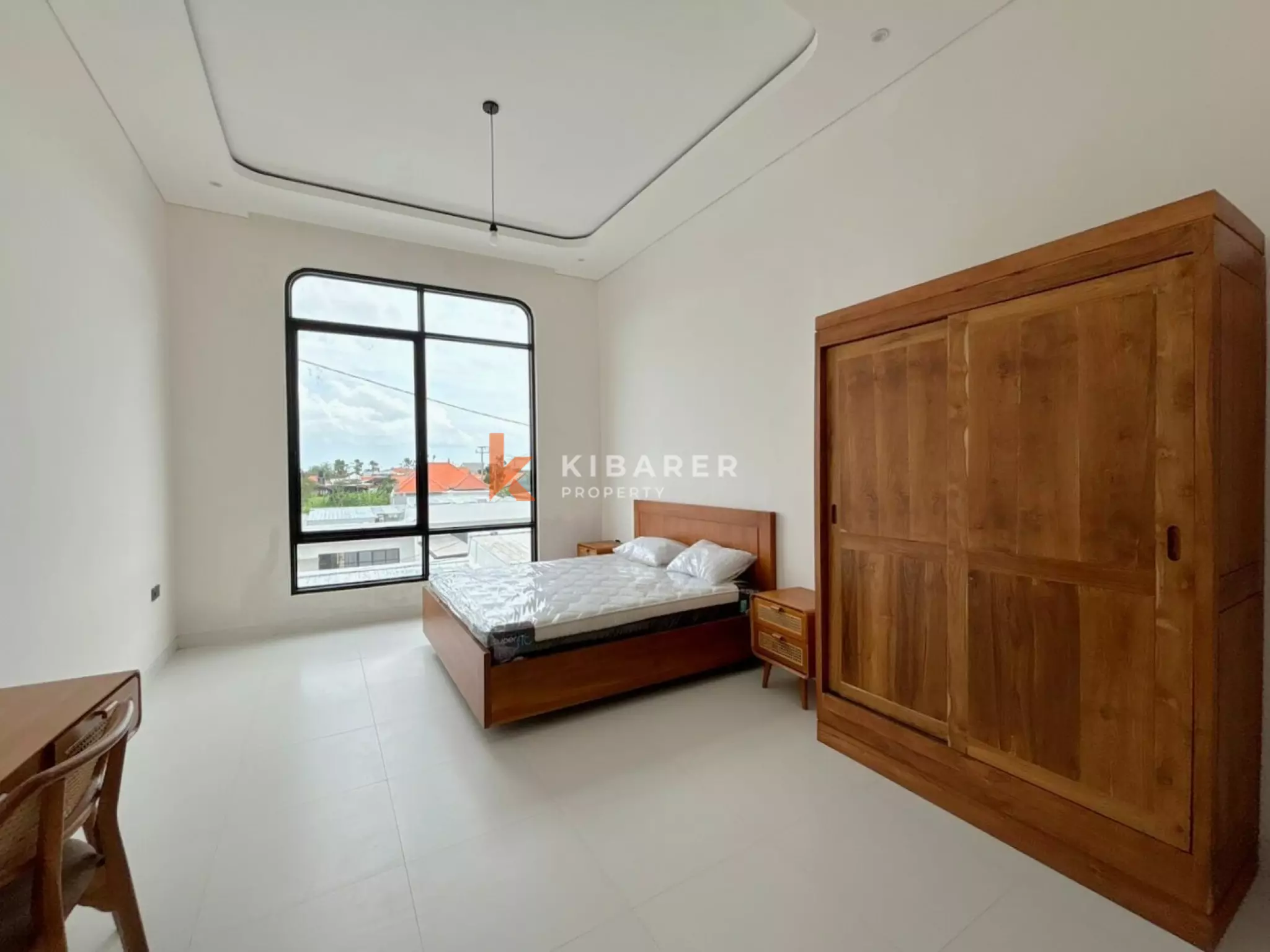 Vila Hunian Tertutup Modern di Canggu - Tiga Kamar Tidur dengan Pemandangan Sawah yang Damai