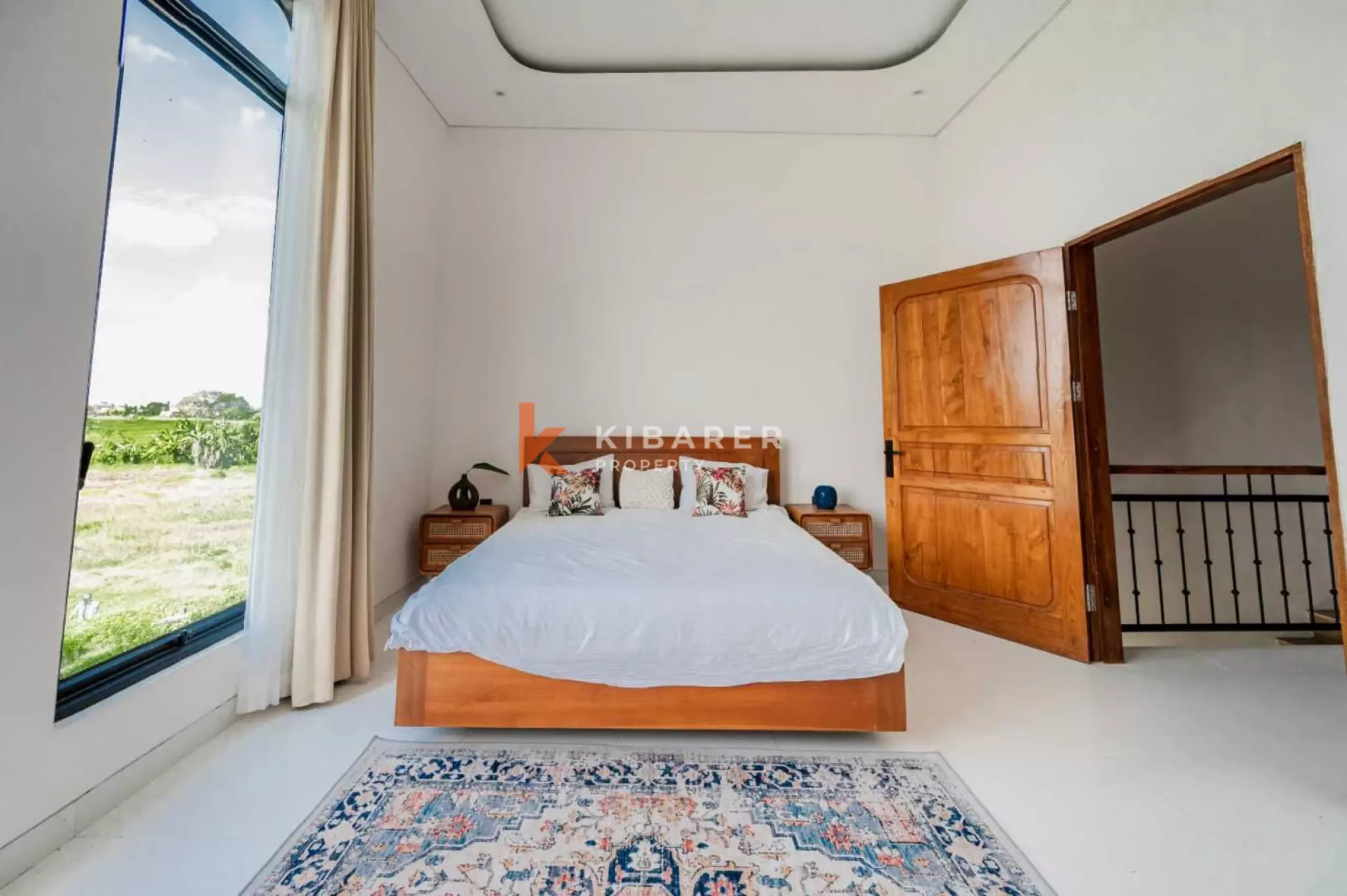 Villa deux chambres à louer à Canggu avec séjour fermé et vue sur les rizières