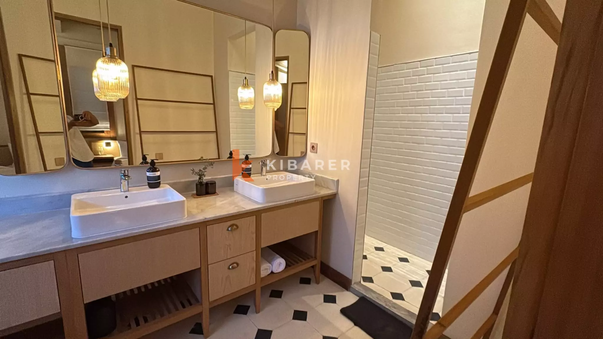 Elegant Six-Bedroom Tropical Villa with Refined Contemporary Design in Seseh