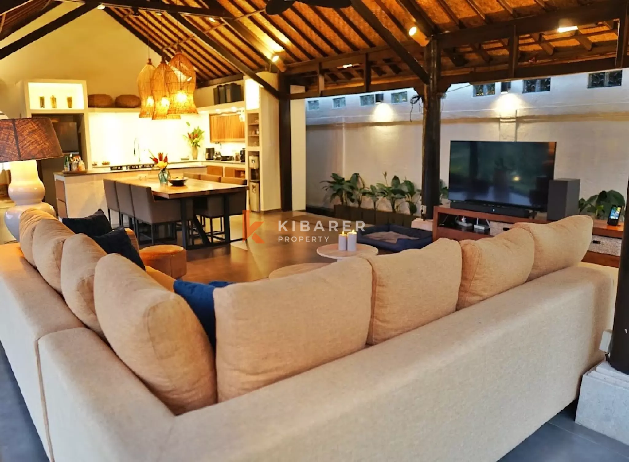 Authentic Wooden Four Bedroom Villa in Peaceful Nature Neighborhood of Tabanan