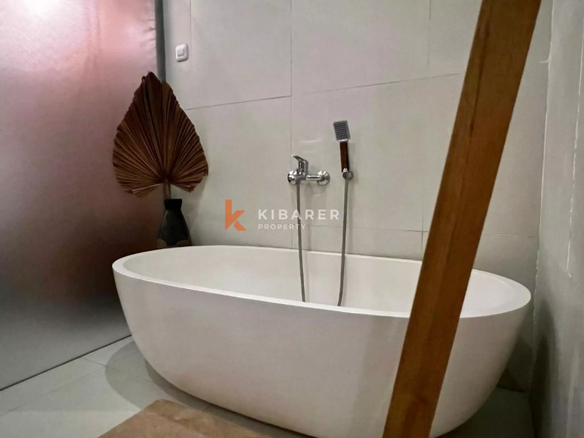 Tropical Three Bedroom Villa with Mountain View Near Tanah Lot