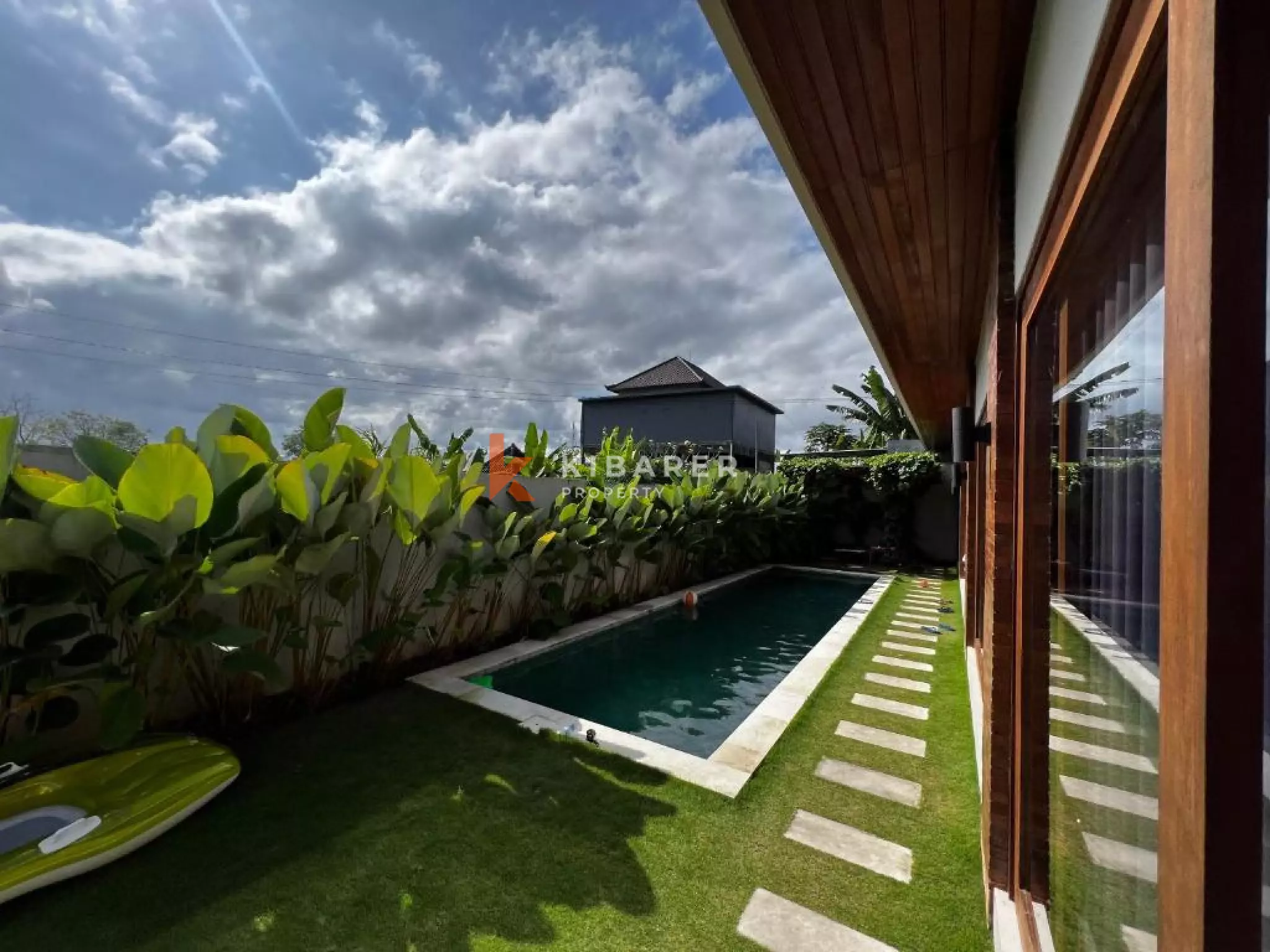 Tropical Three Bedroom Villa with Mountain View Near Tanah Lot