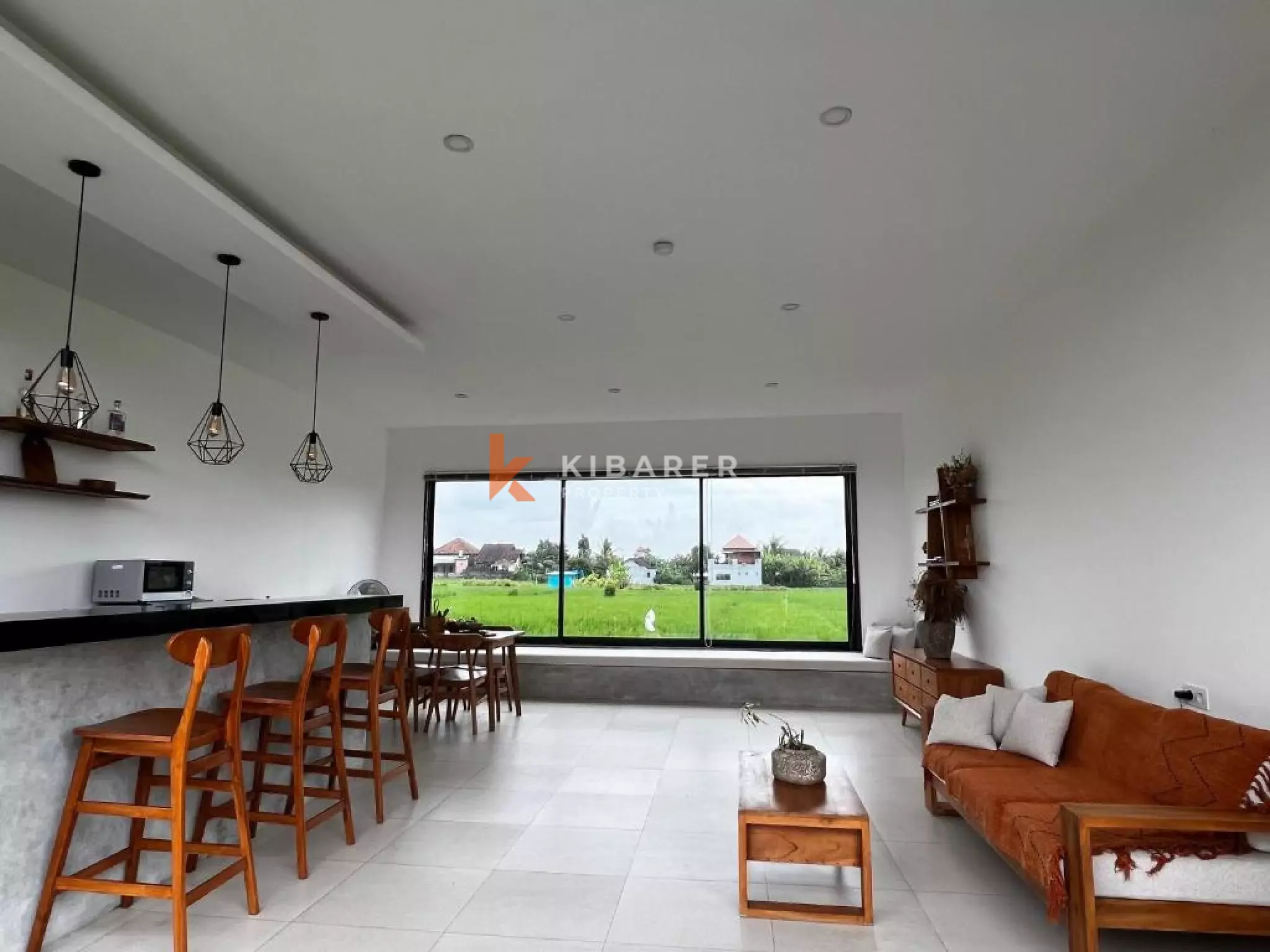 Tropical Three Bedroom Villa with Mountain View Near Tanah Lot